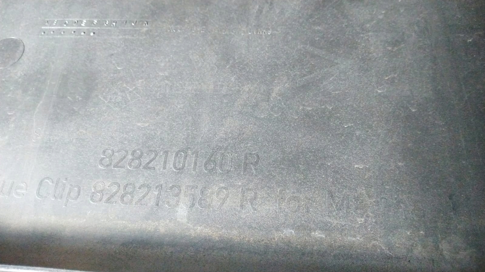 MASTER 3 III MOVANO B NV400 moulding bodywork side left 828210160R