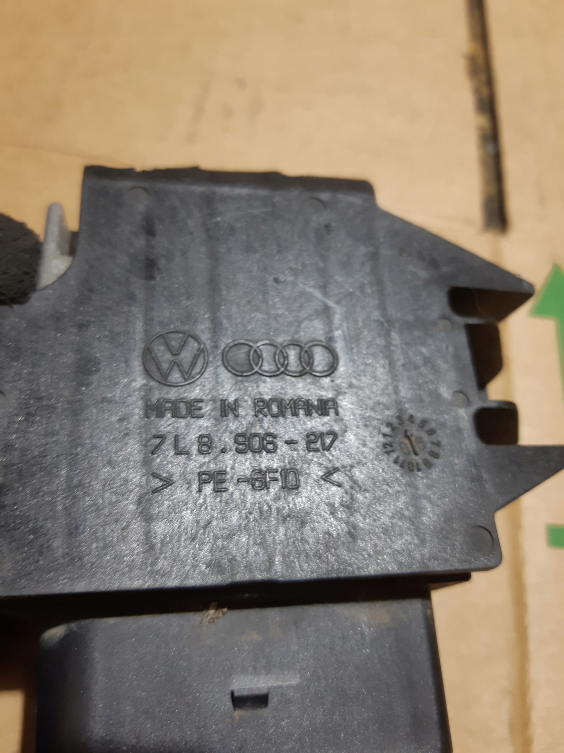 AUDI Q7 4L Centralina modulo POMPY carburante 7L8906217