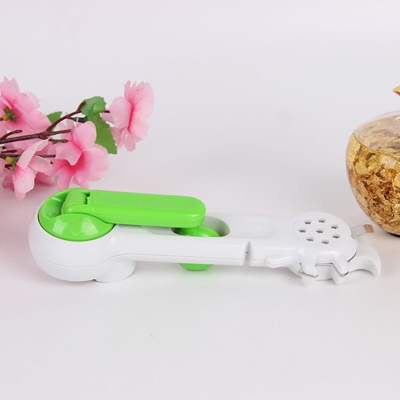 Otwieracz Wielofunkcyjny Do Puszek Butelek Słoików Marka inna