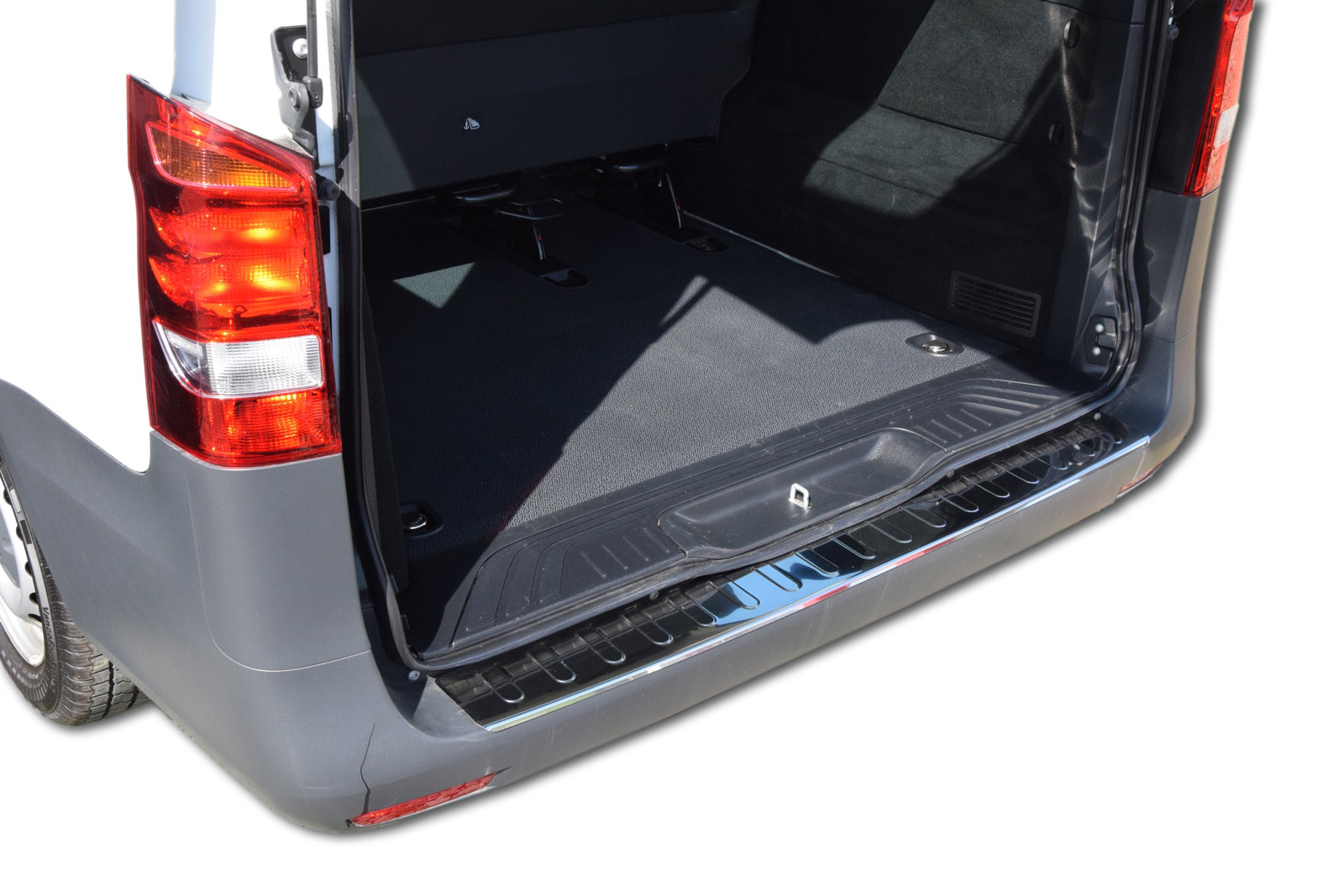 LISTWA NA ZDERZAK DO MERCEDES VITO W447 OD 2014