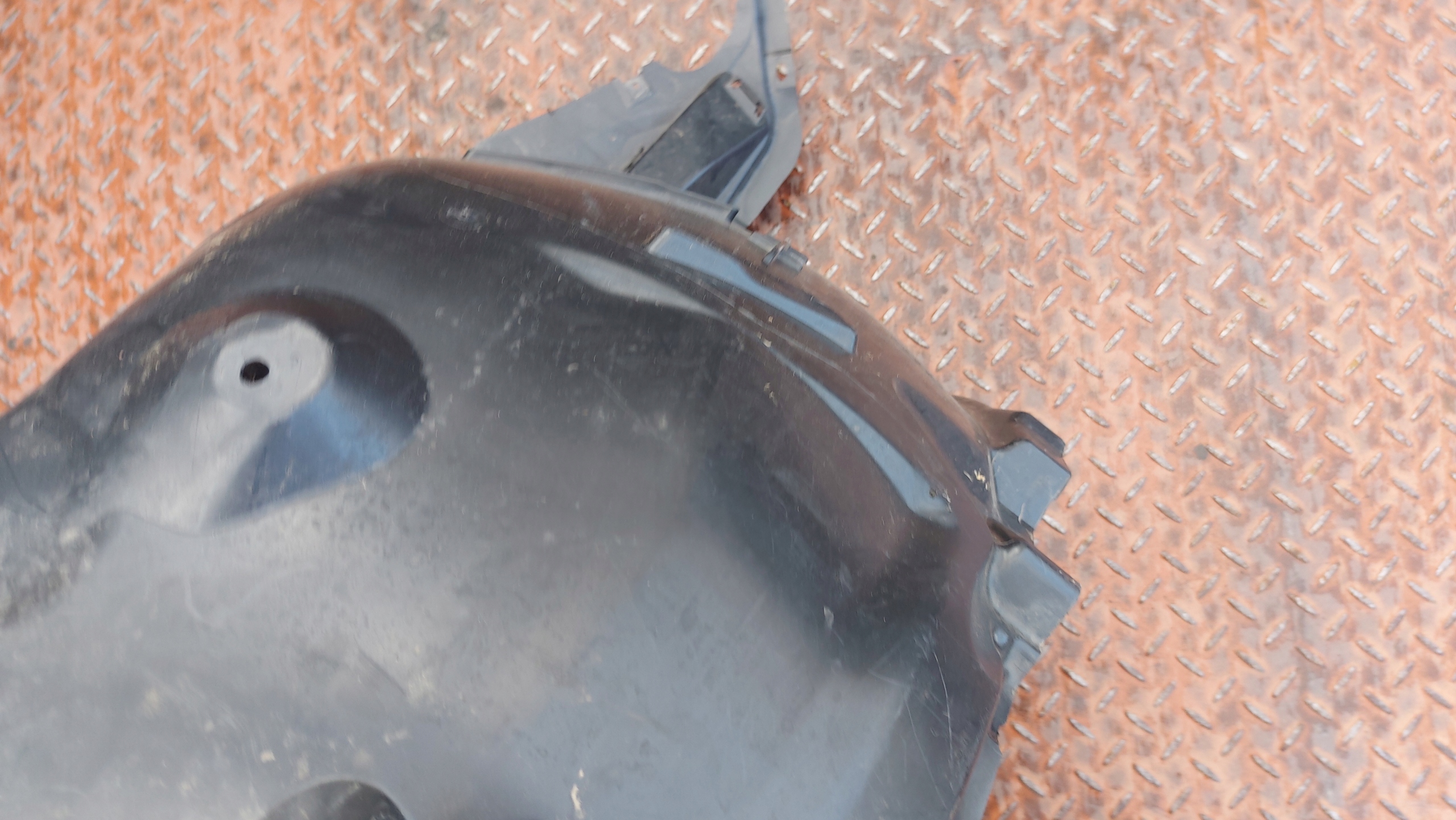 mudguard right front AUDI A3 8Y 21