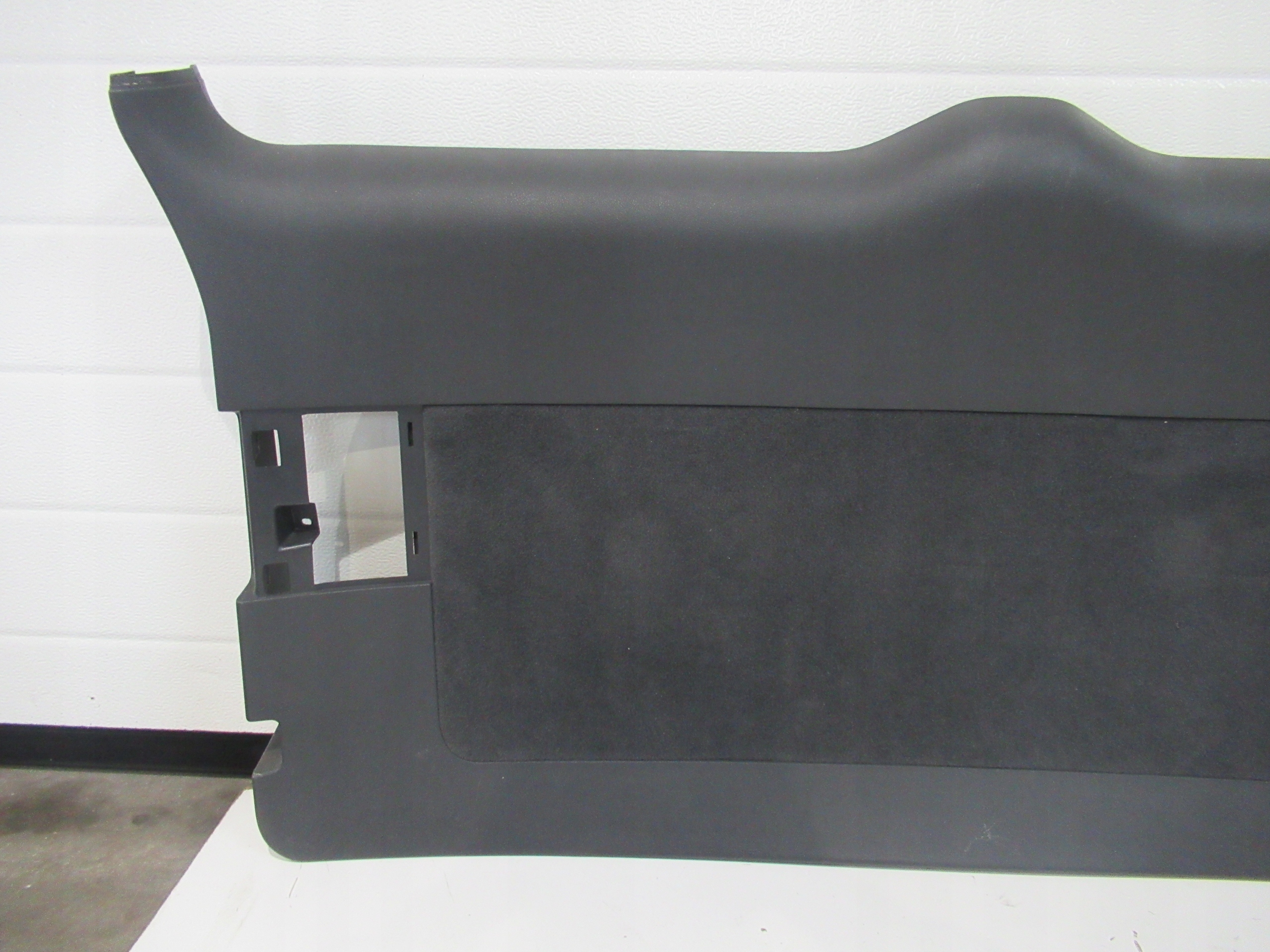 VW SHARAN and 7M3 side bonnet boot 7M3867601E
