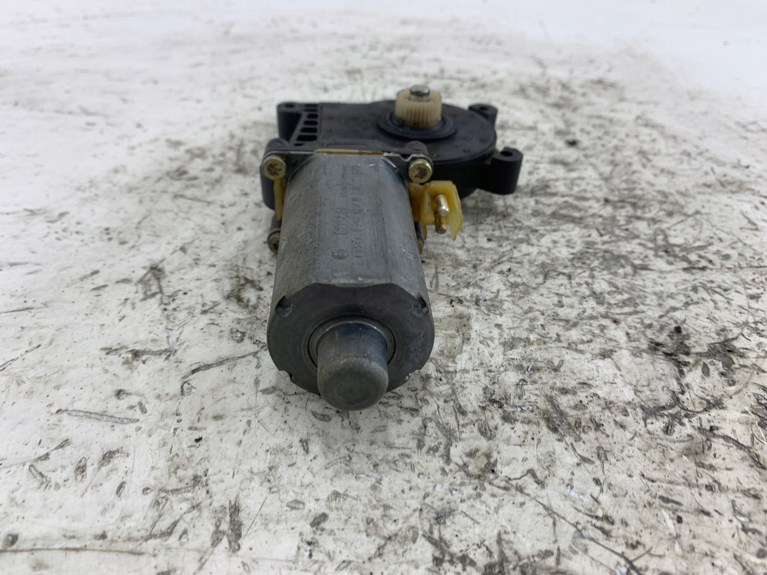 MERCEDES W168 mini motor windows right front 0130821672