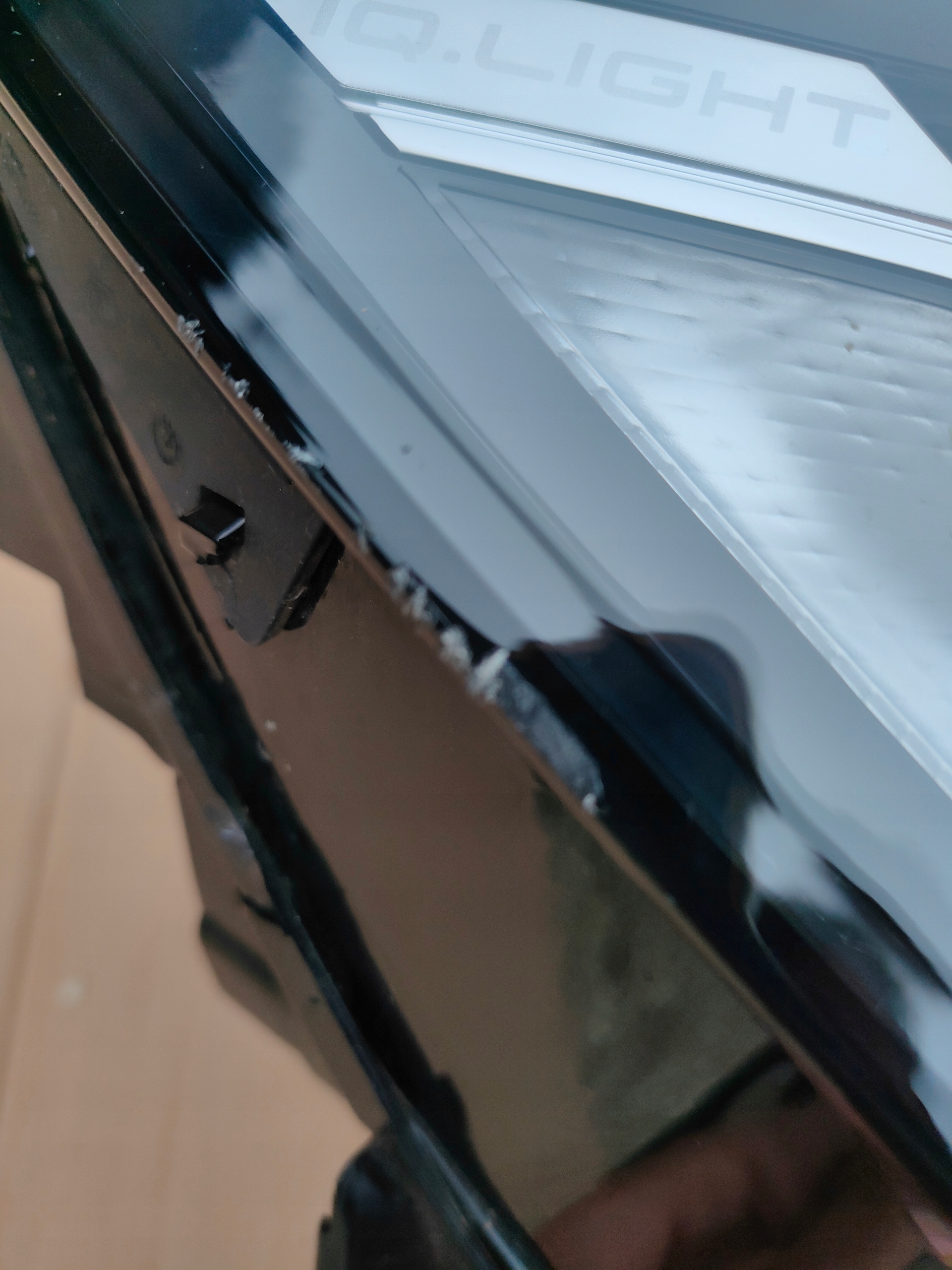 light front front VOLKSWAGEN ID4 11B941036D