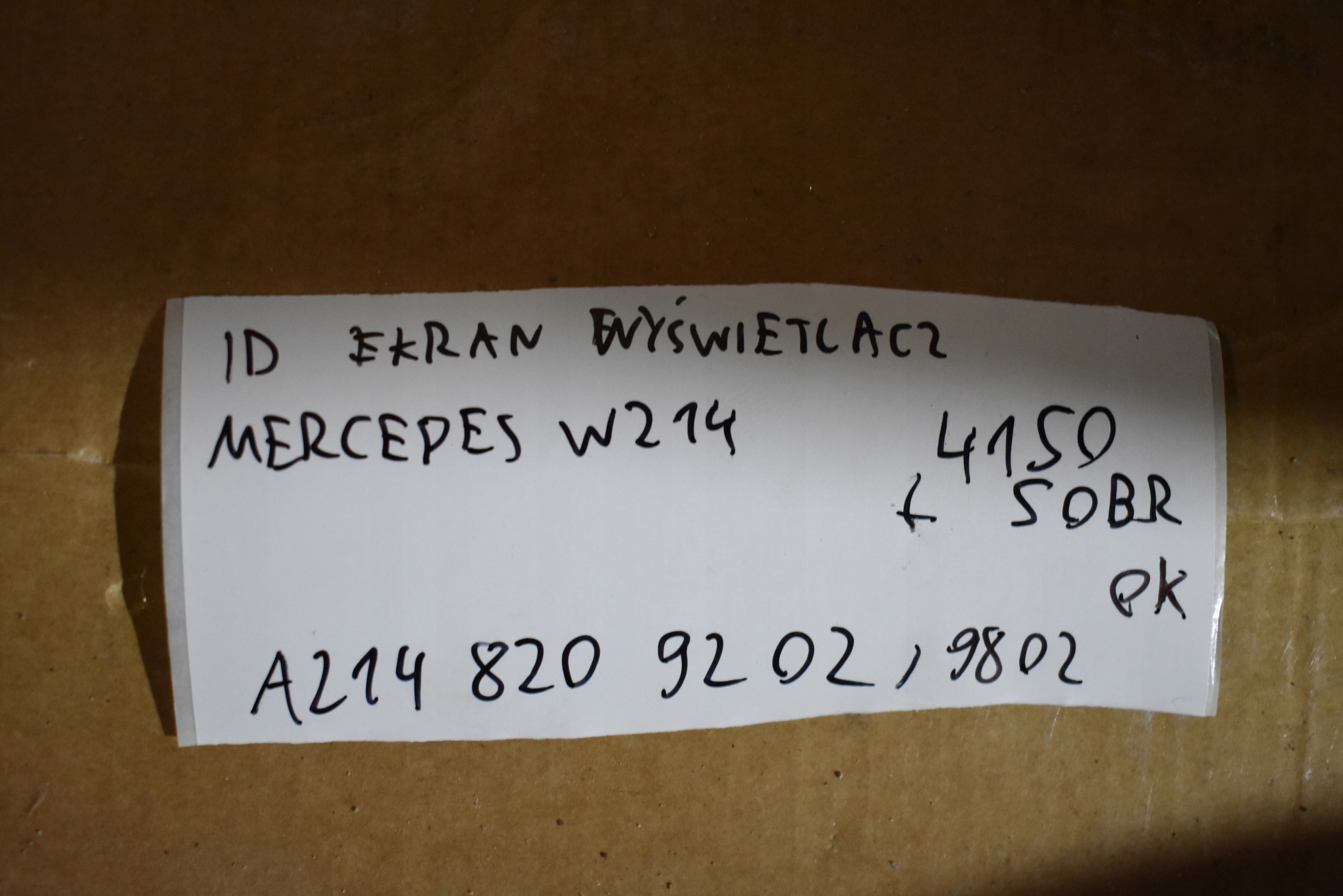 IDEALNY EKRAN display LCD MERCEDES W214 1
