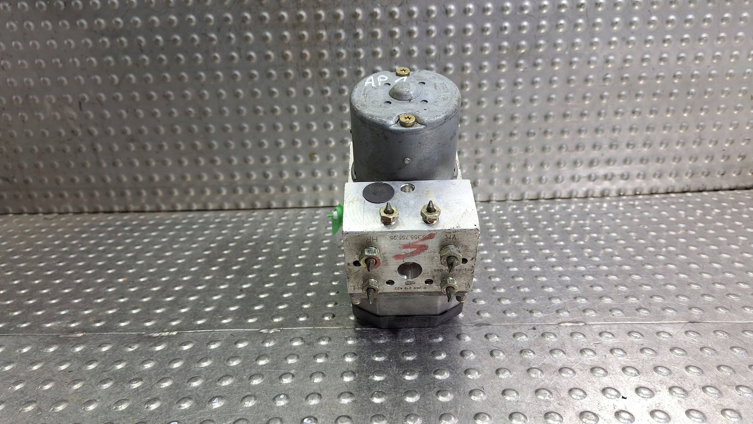 pump control unit ABS 0273004301 98635575525 0265219422 PORSCHE BOXSTER