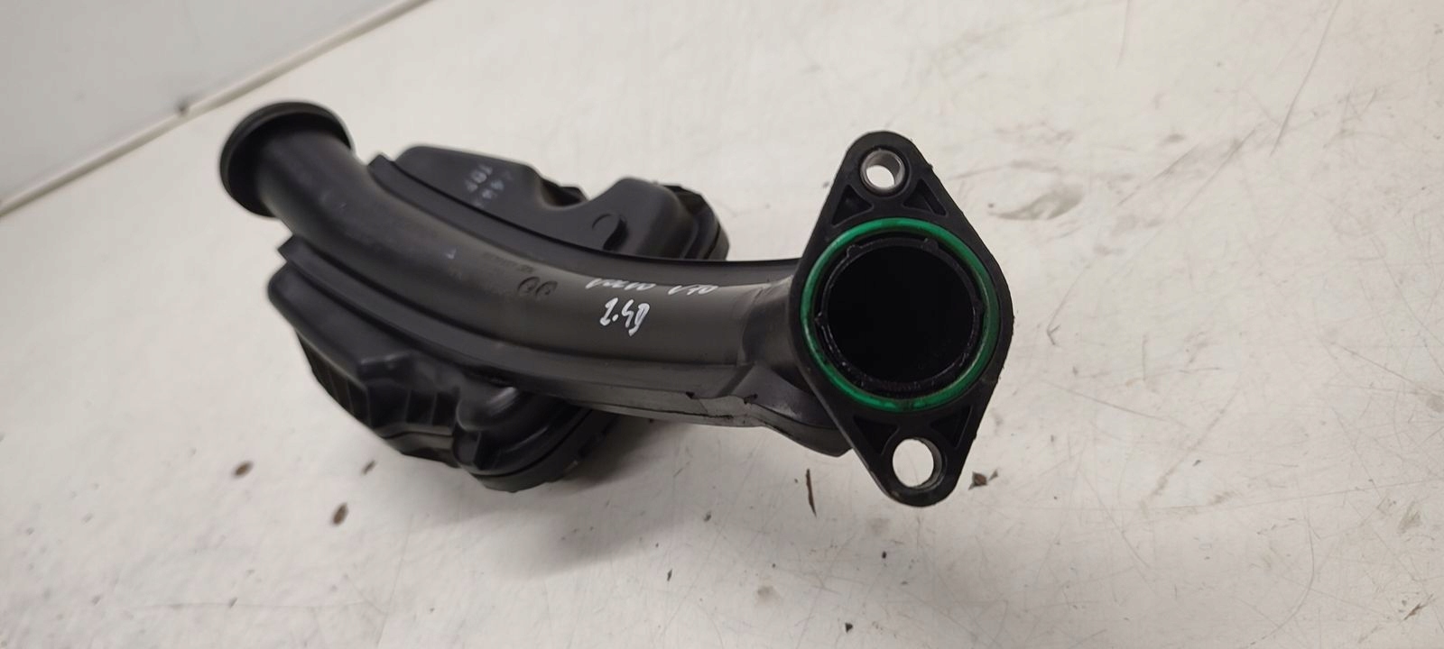 Rezonator dolot Volvo V70 2,4D
