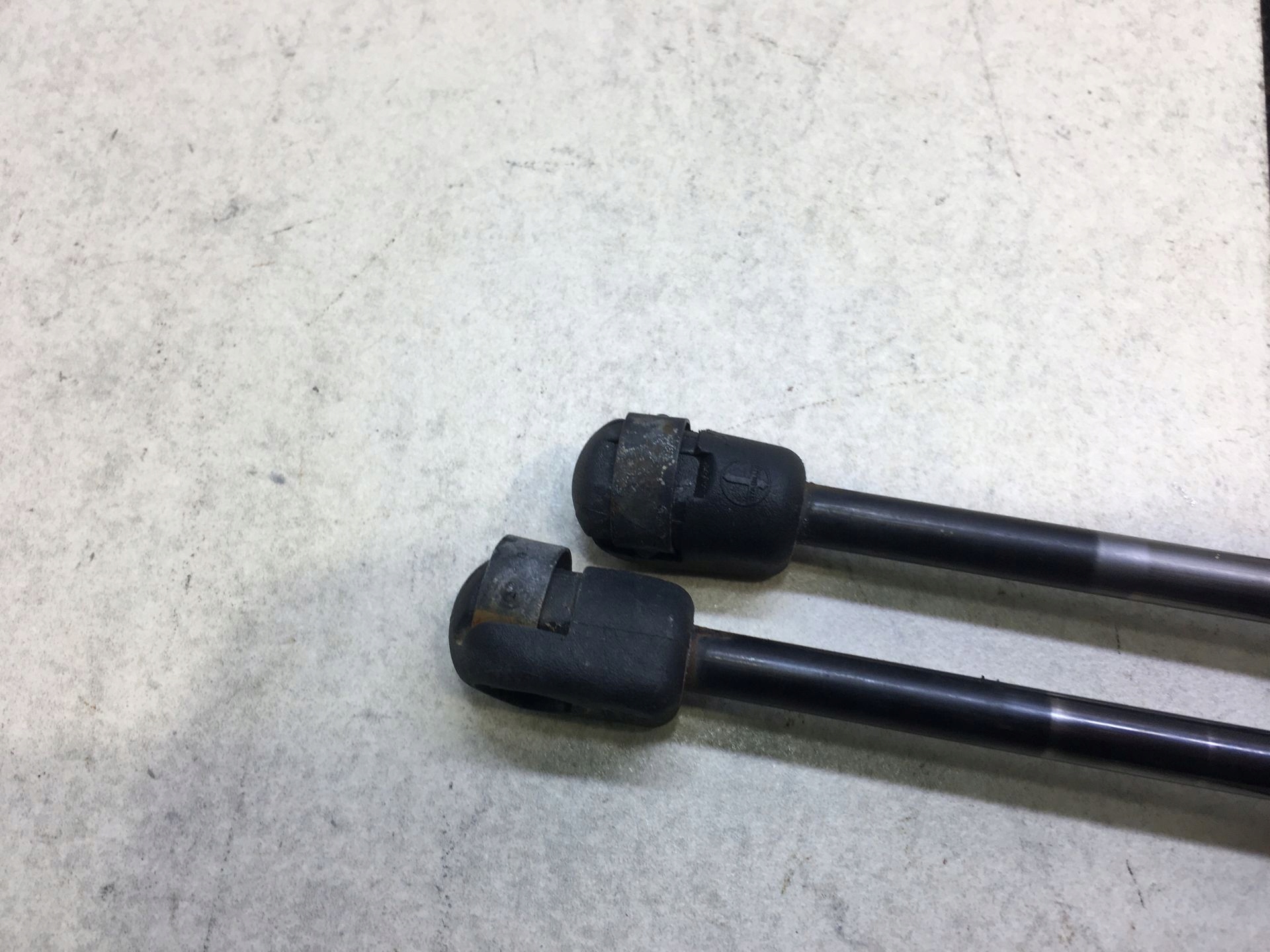 damper bonnet boot FOCUS MK2 KOMBI