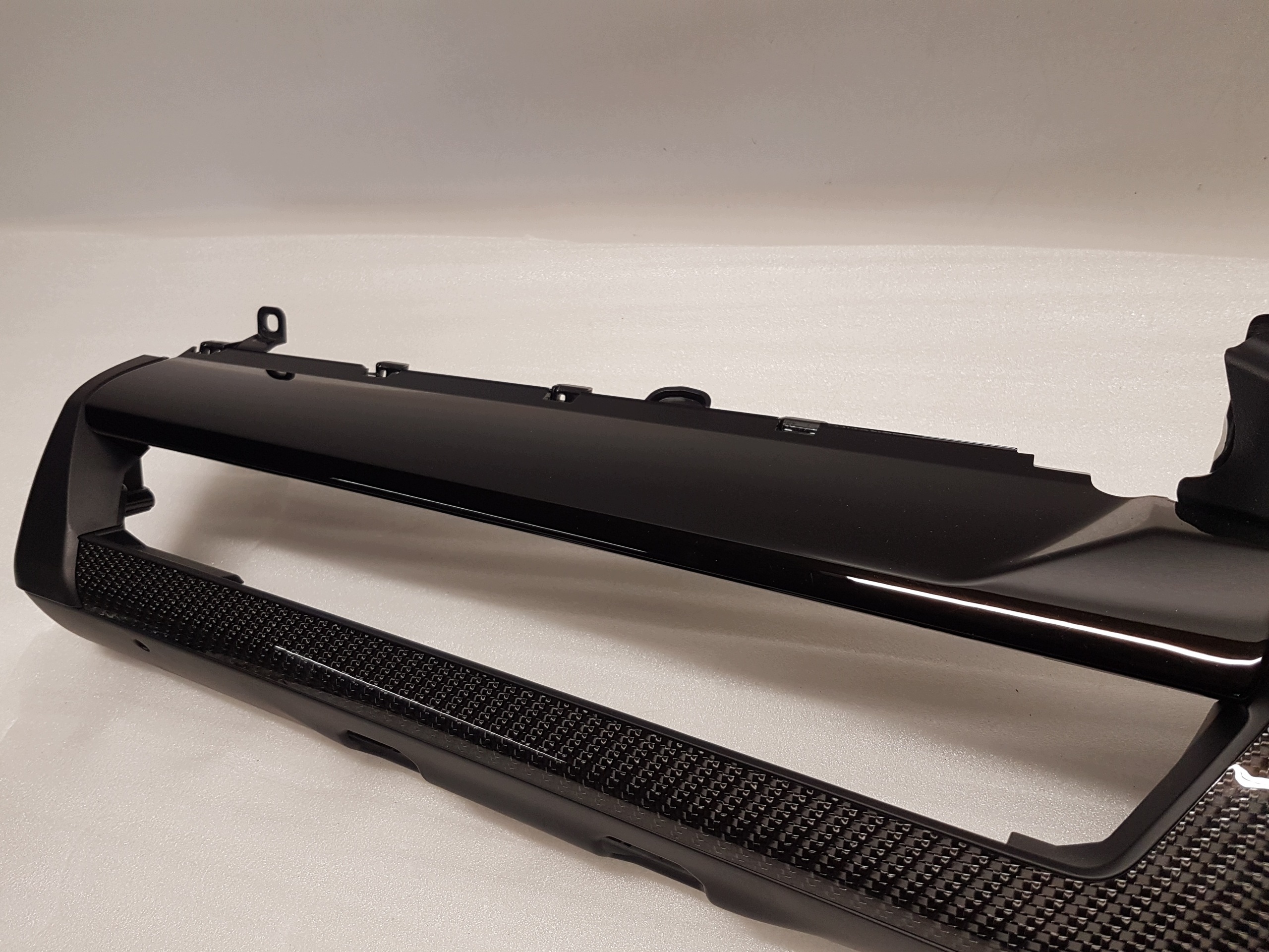 Moulage DEKOR Console BMW G60 G61 CARBON 7908485