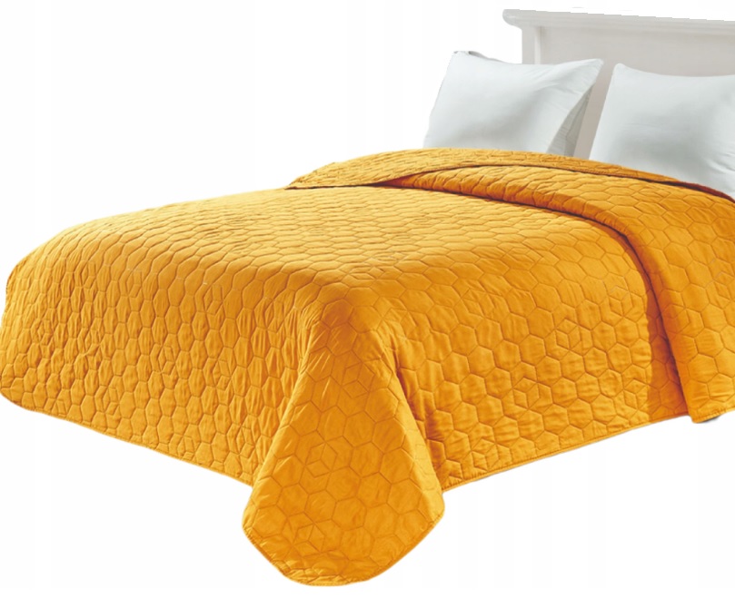 Žlutý prošívaný přehoz 200x220 s geometrickými vzory