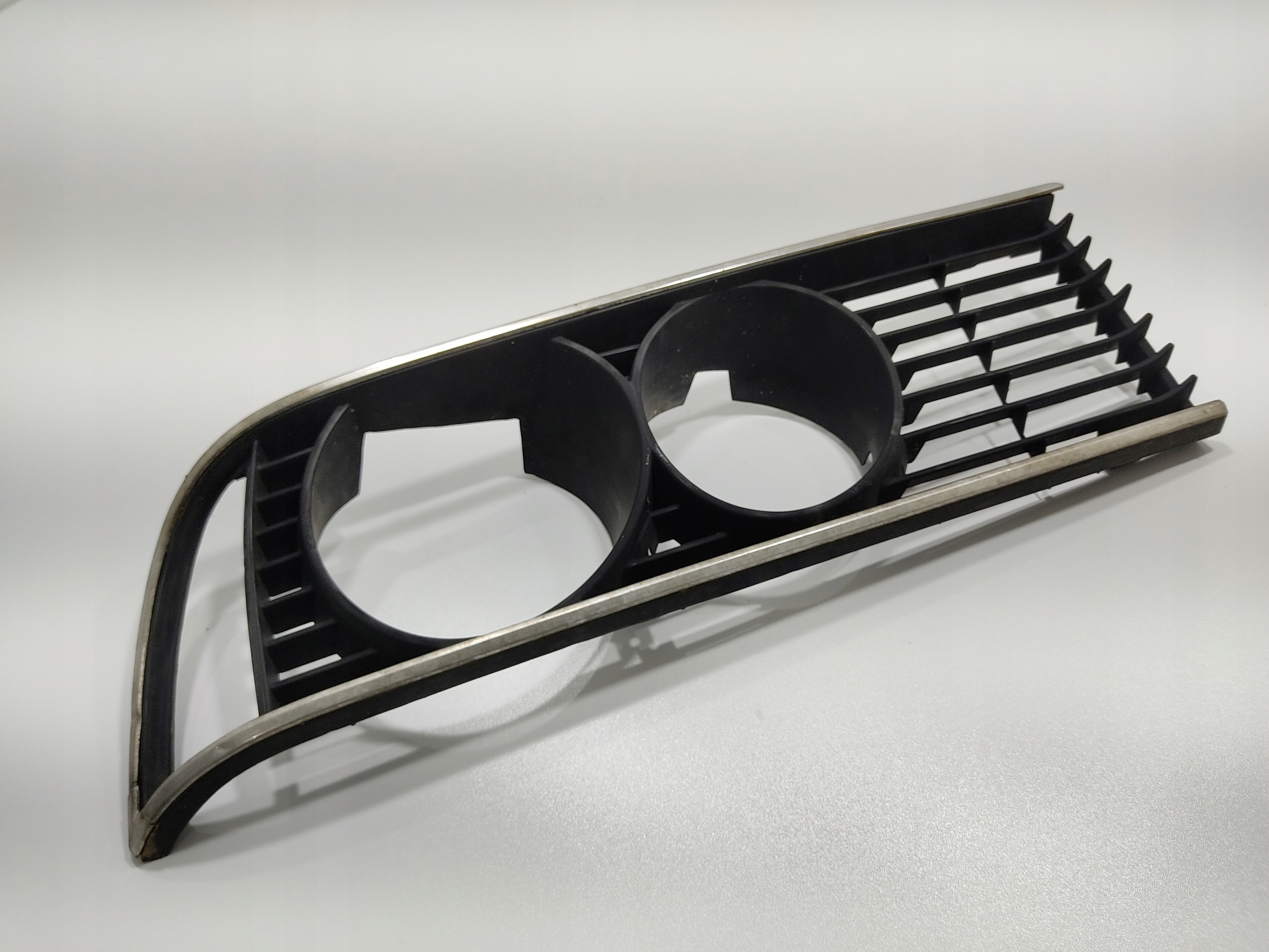 grill grille cover lights right front front BMW 7 E23 1977-1986