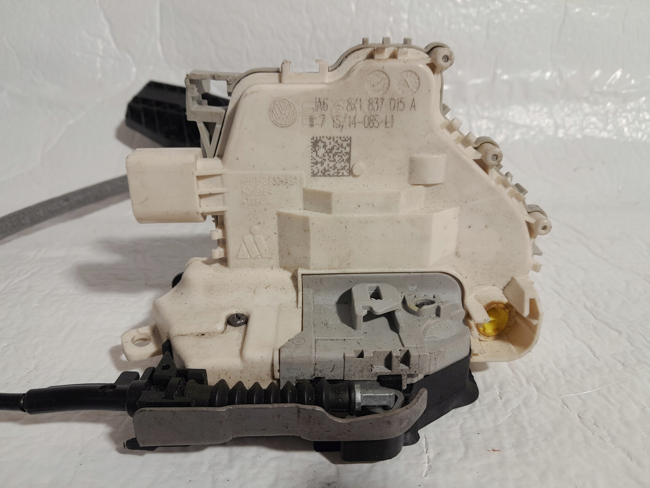 AUDI A3 S3 8V lock door left front 8X1837015A