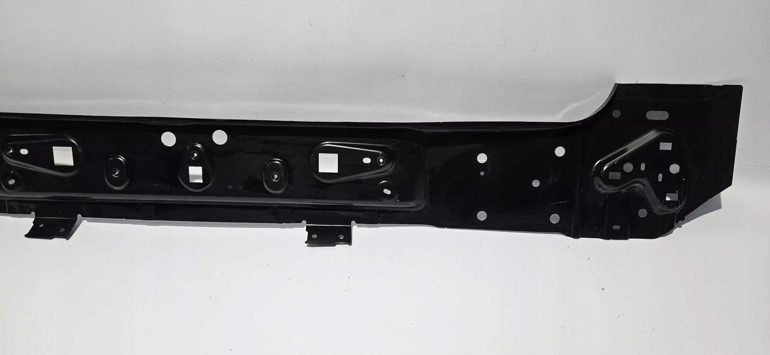 PAS TYLNY TYŁ PROACE II JUMPY III EXPERT III NOWY Typ samochodu Samochody osobowe