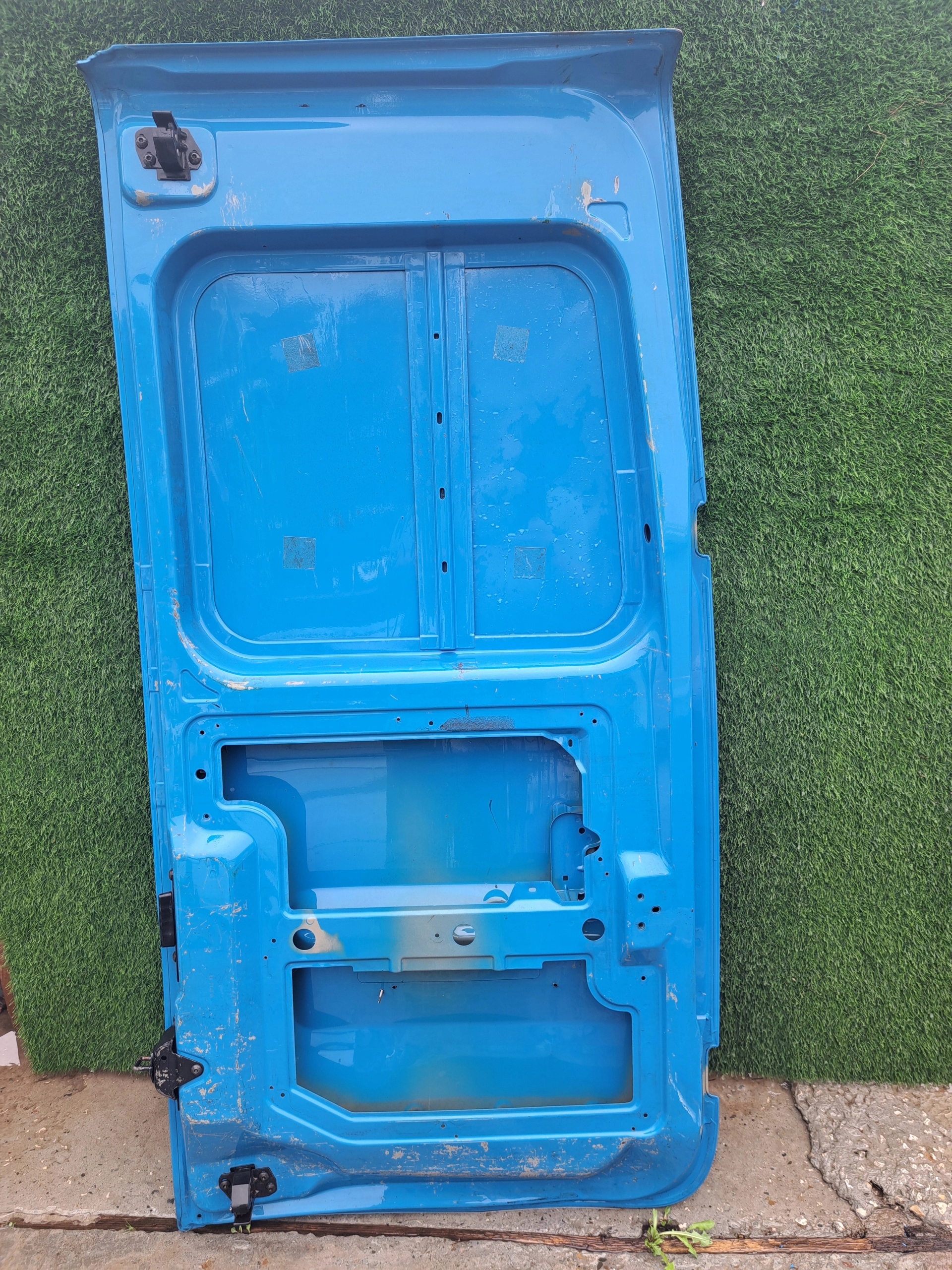 RENAULT MASTER MOVANO NV400 door left rear. NISKI H1 complete