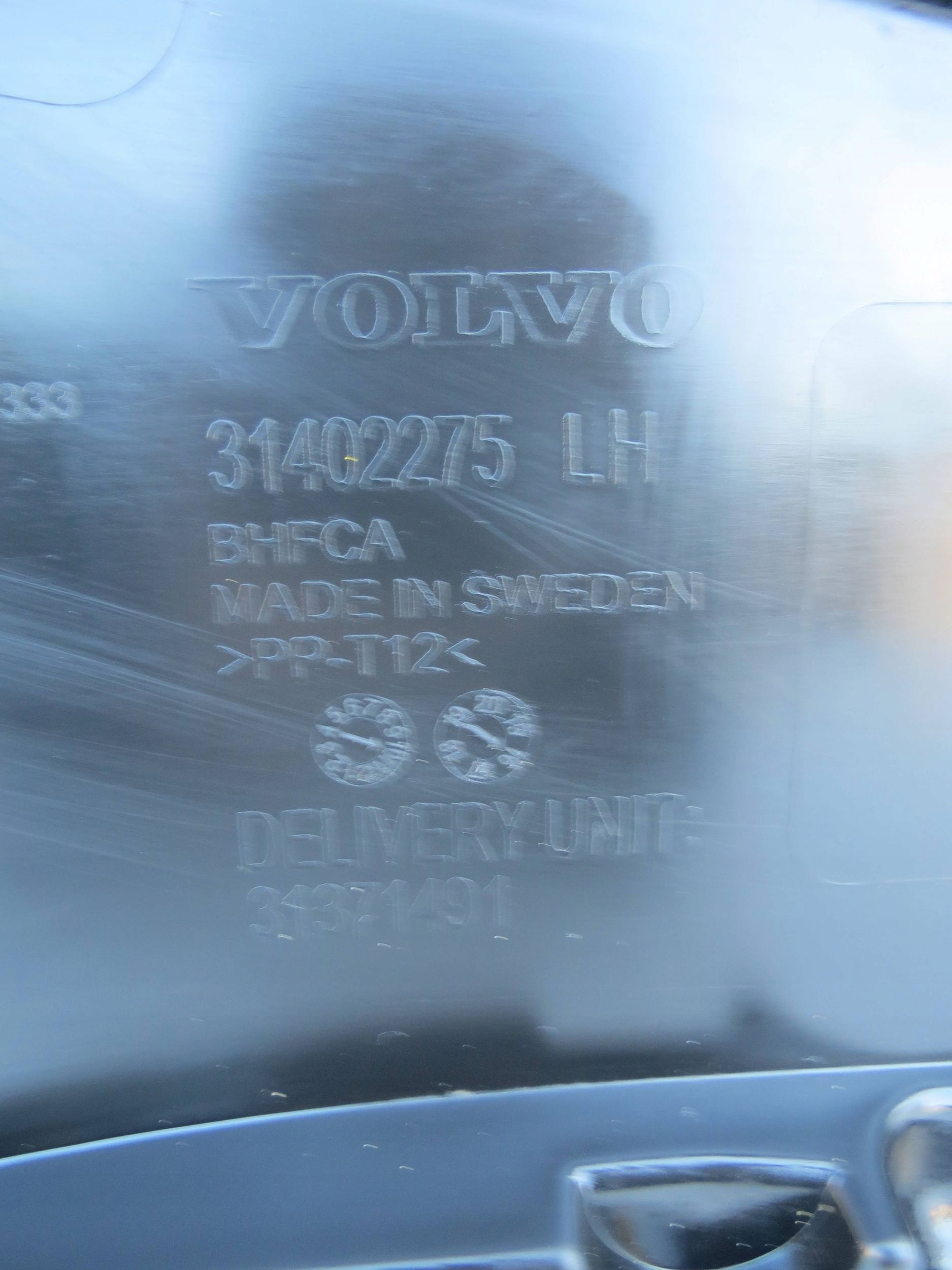 POSZYBIE front VOLVO S90 2.0 31402275