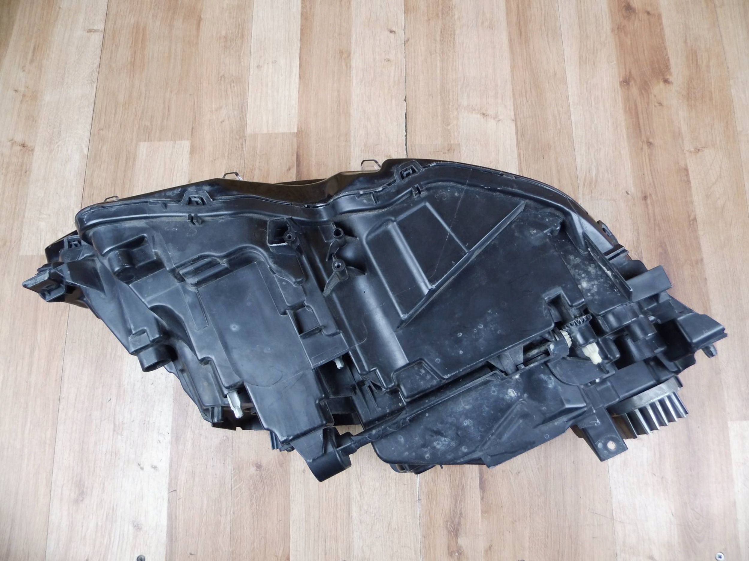 Volvo S90 V90 2016+ light left front front left LED 31468900