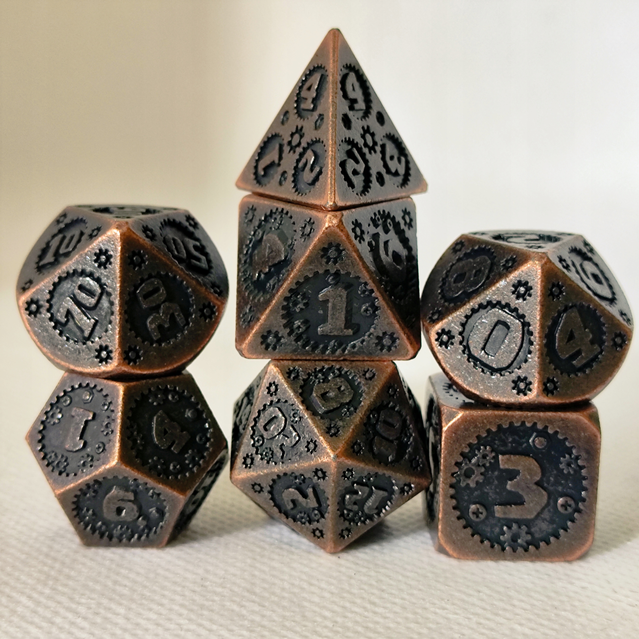 Zestaw 7 Metalowych Kości Steampunk Industrialne Brąz Bronze Koła Zębate