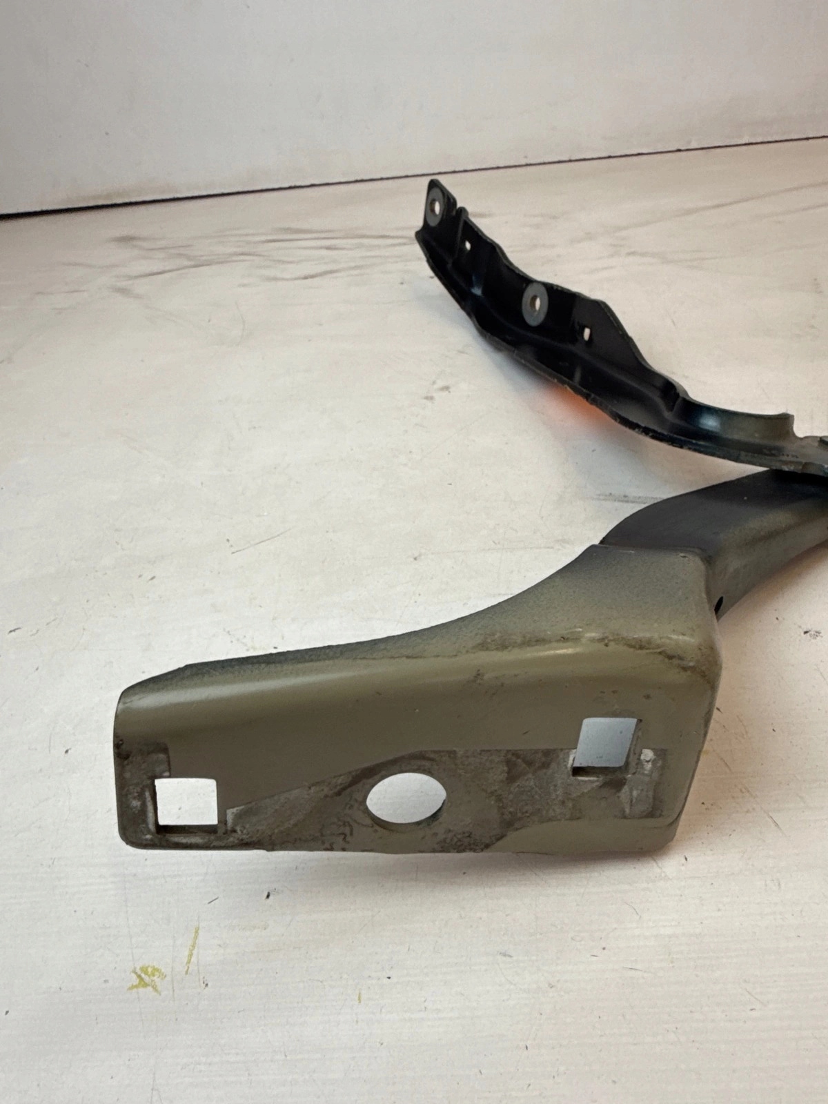 hinge bonnets front front right Peugeot 308 and T7