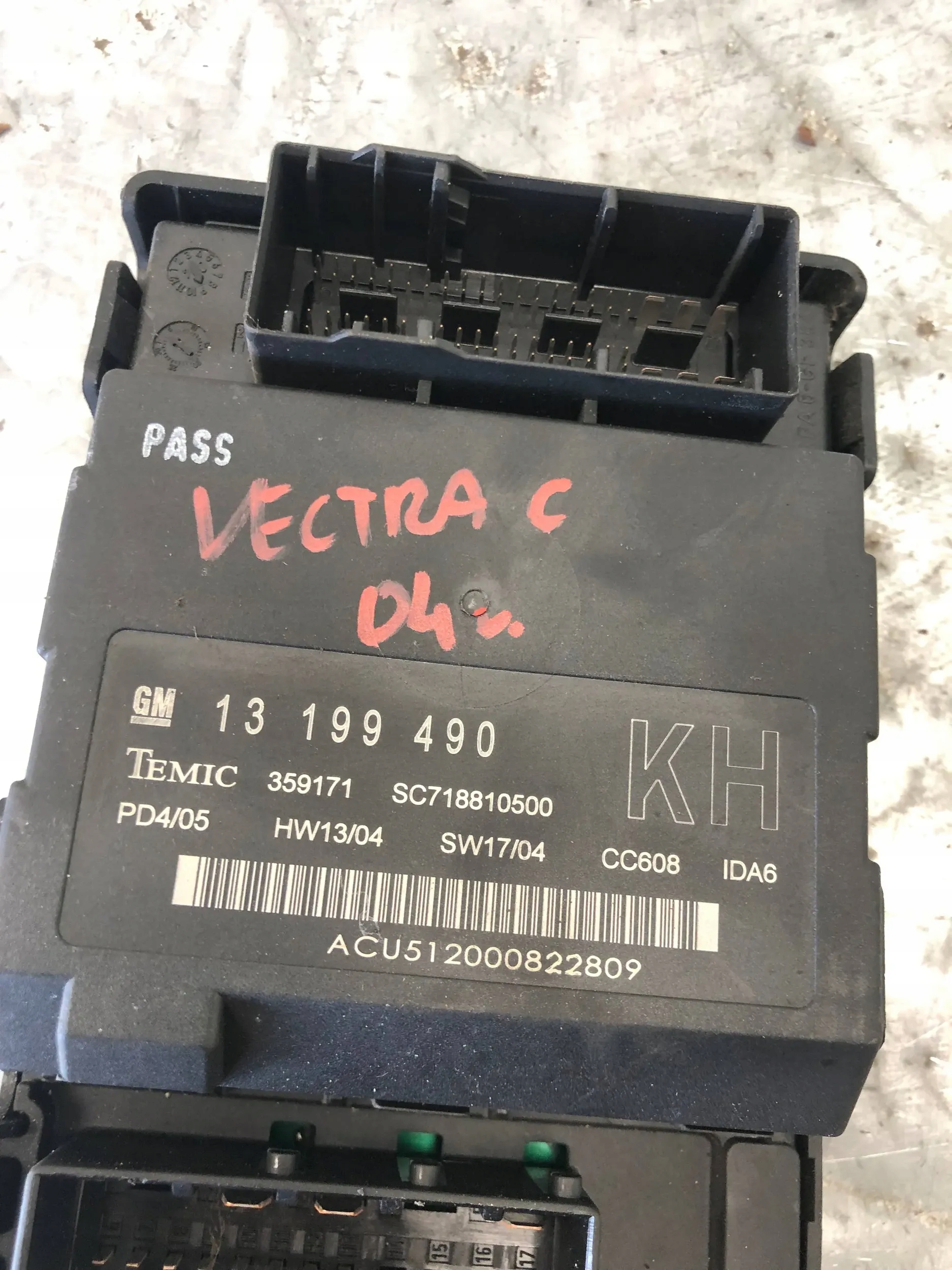Module Module fusibles OPEL VECTRA C 13181984 13199490