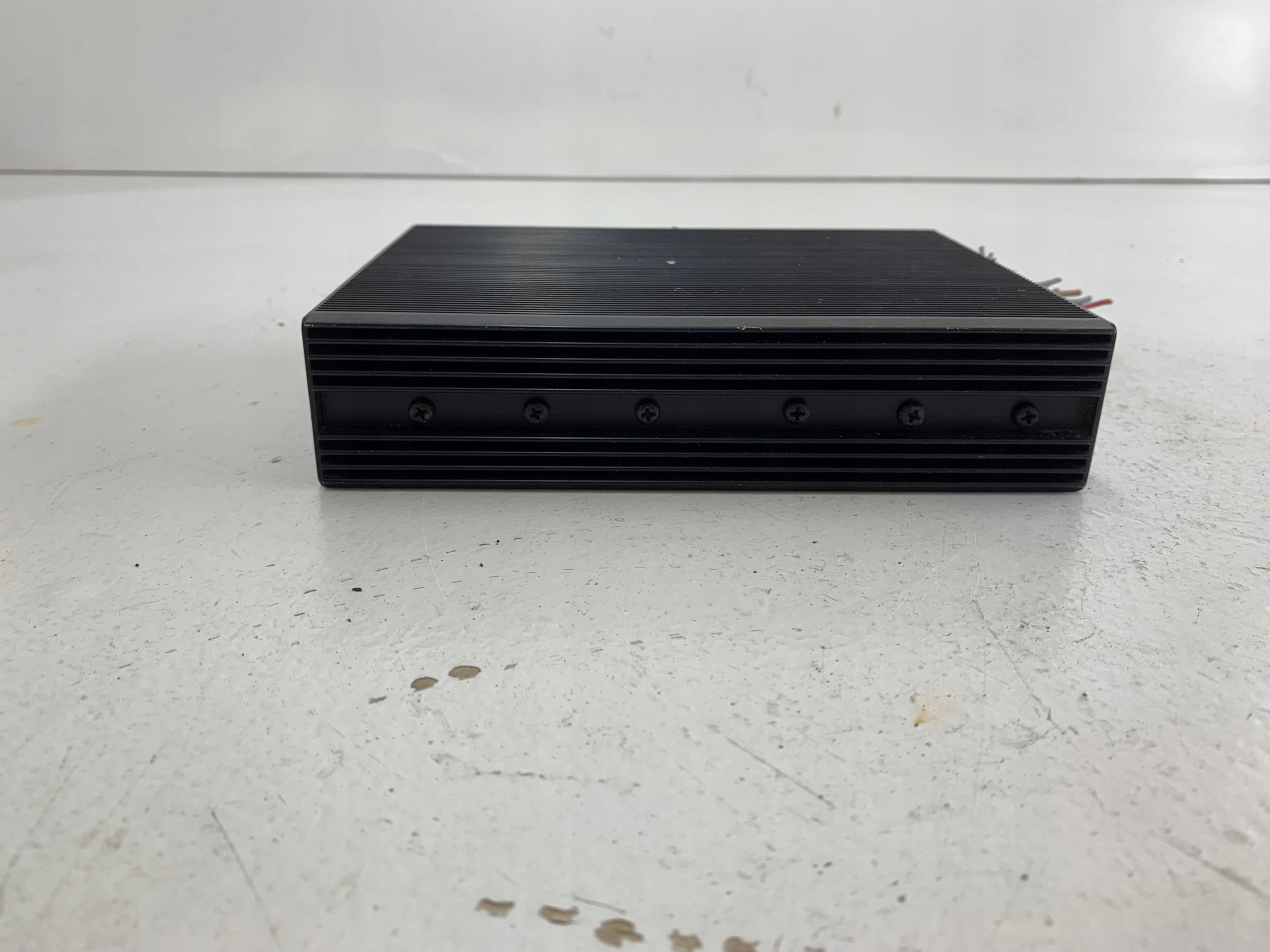 BMW E36 amplifier RADIA 9404272 AM-V4200 M PAKIET