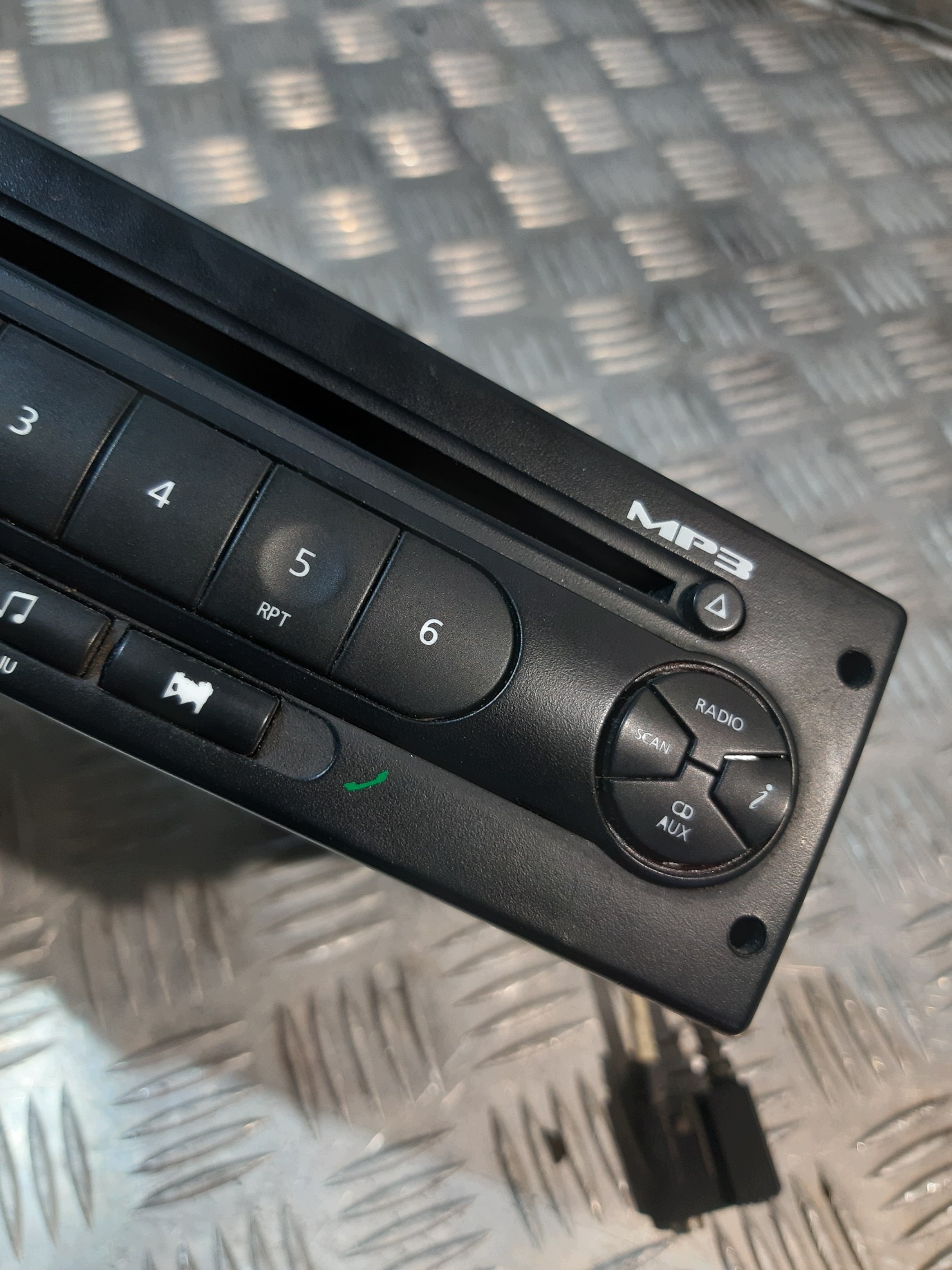 RADIO RENAULT PREMIUM MAGNUM MP3 BLUETOOTH 24TF067377A