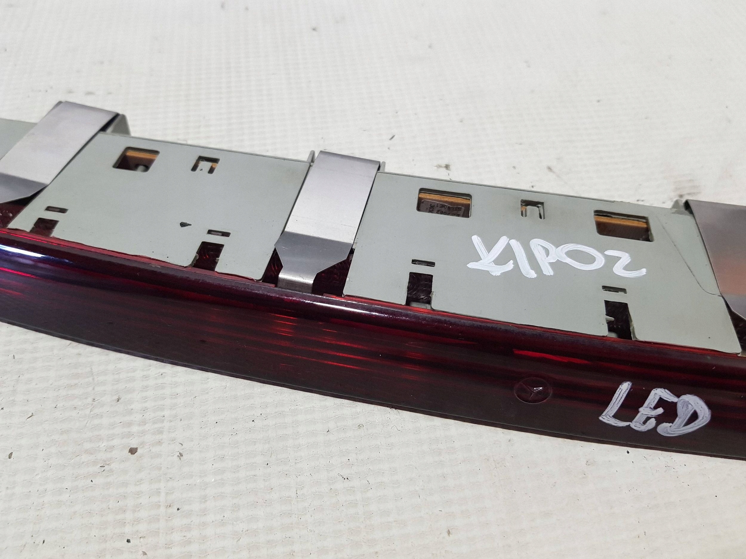 third light stop rear part stopowka Mercedes ML W164 1648200256