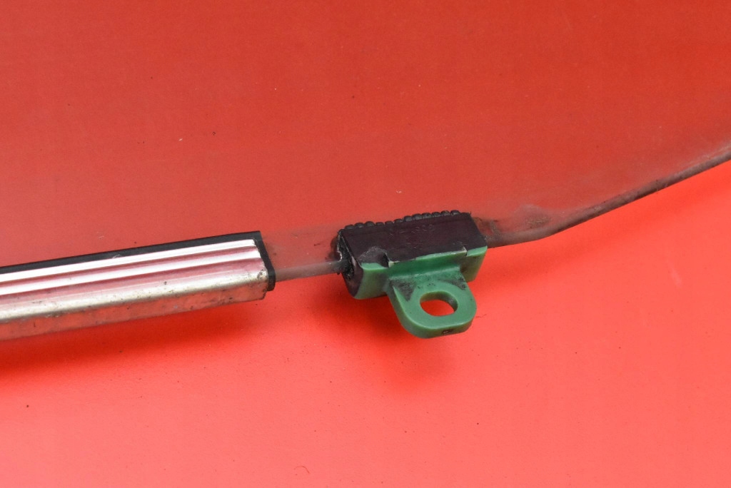 window side left front front LEXUS RX 2 II 400H 03-06