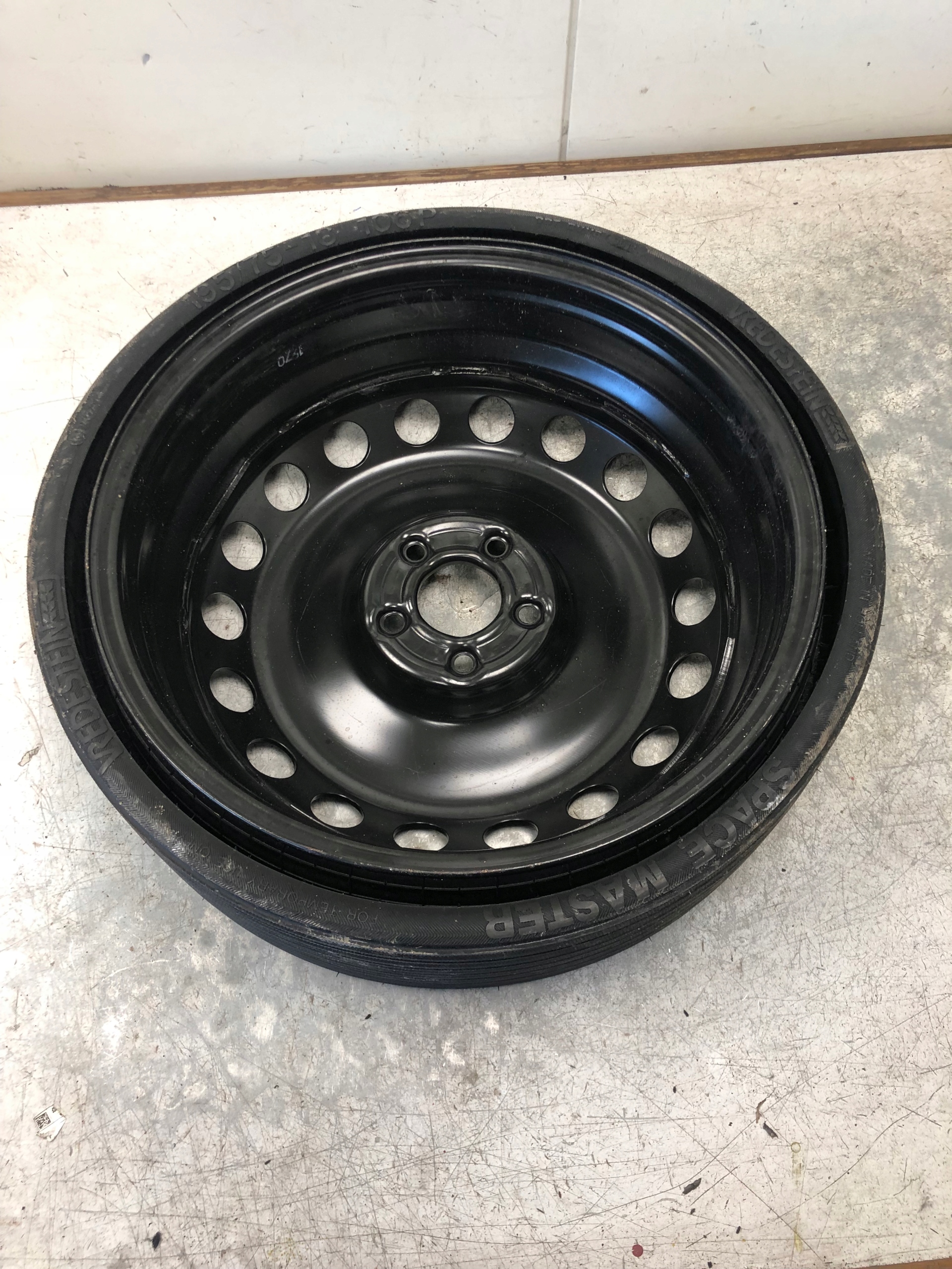 KOŁO DOJAZDOWE 18" AUDI Q5 8R0601027 Rozstaw śrub 5x112