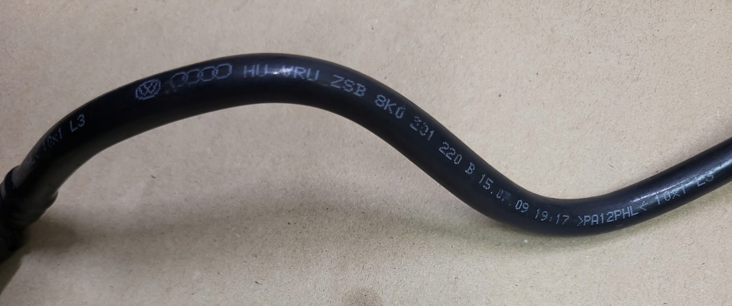 fuel line WEZYK hose AUDI A4 B8 A5 8T Q5 8R 8K0201220B OE