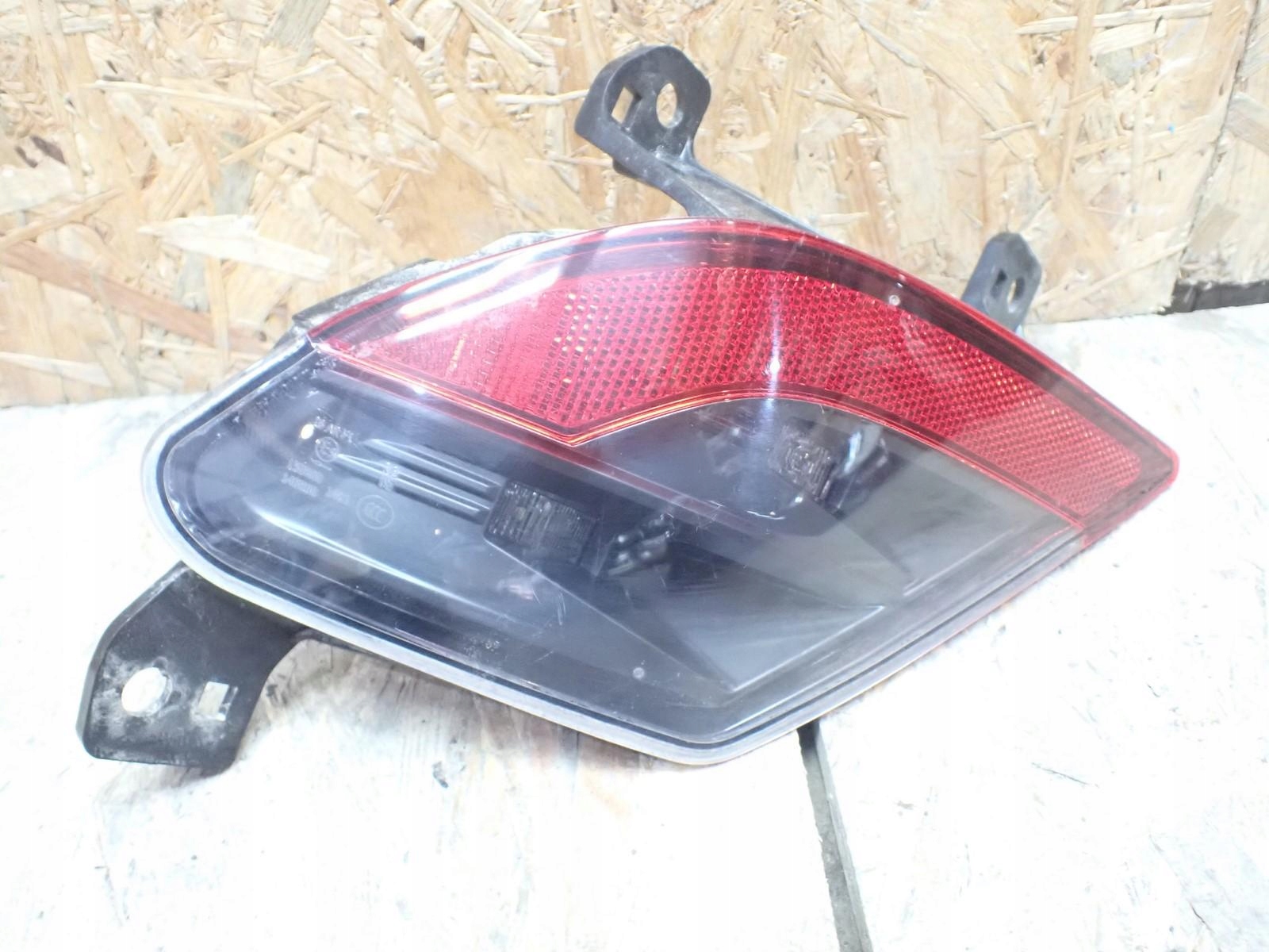left rear light fog lights RENAULT AUSTRAL 2022- 265850172R