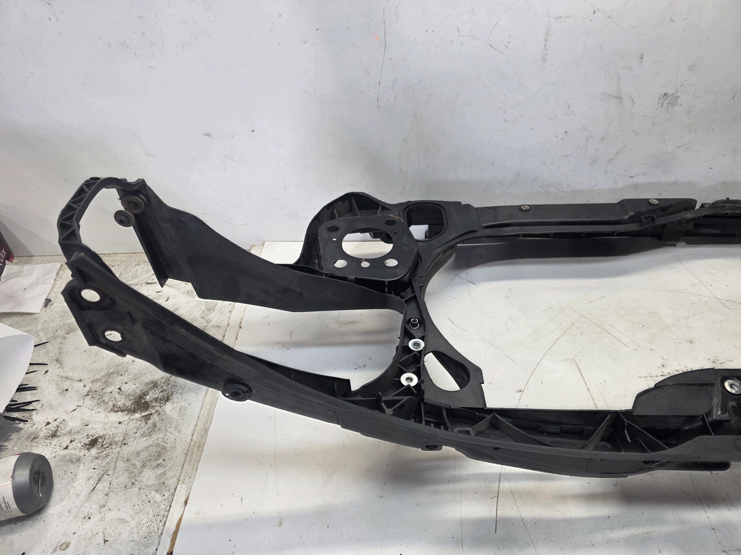 support panel for radiators unprotected AUDI A4 B7 2.5 TDI 8E0805594