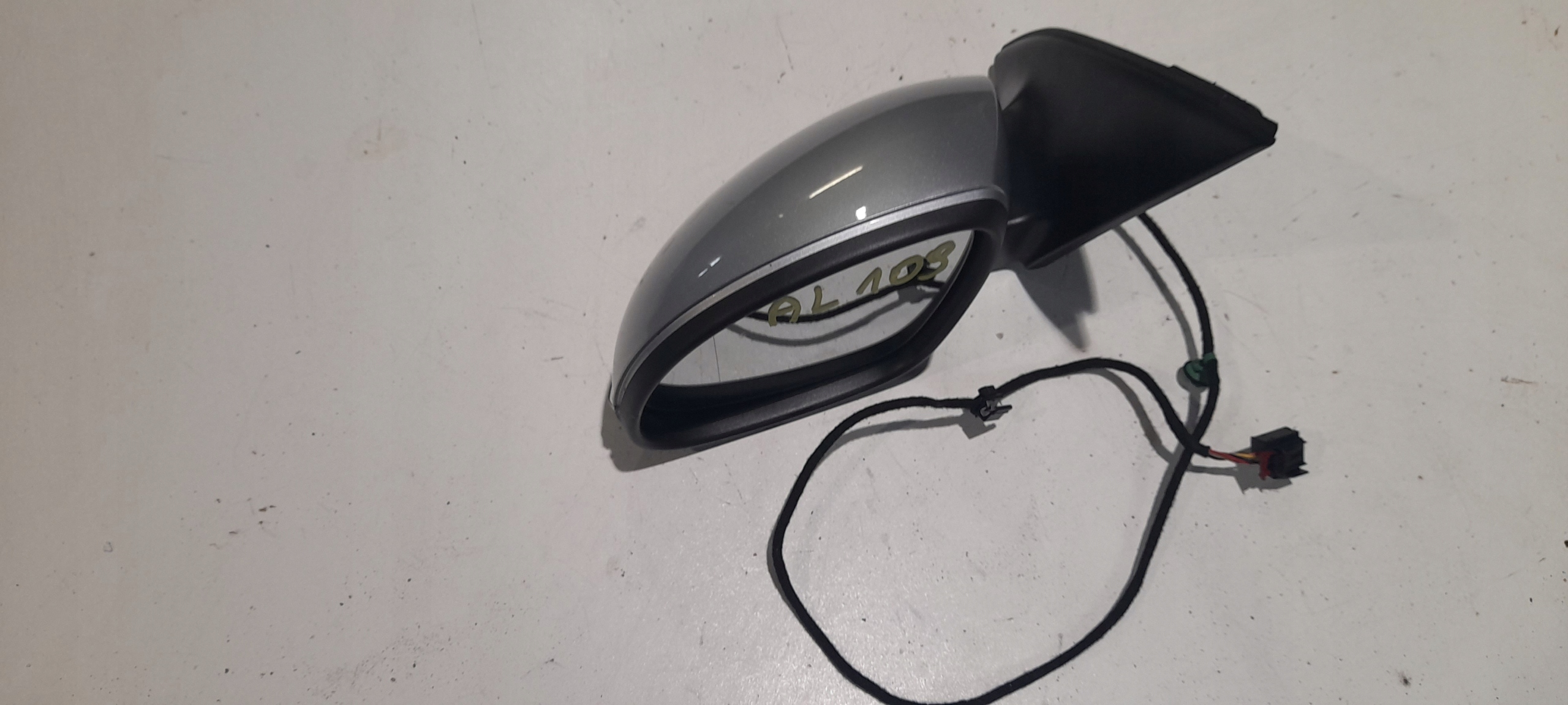 VW TIGUAN mirror left 5N0857933 6PIN