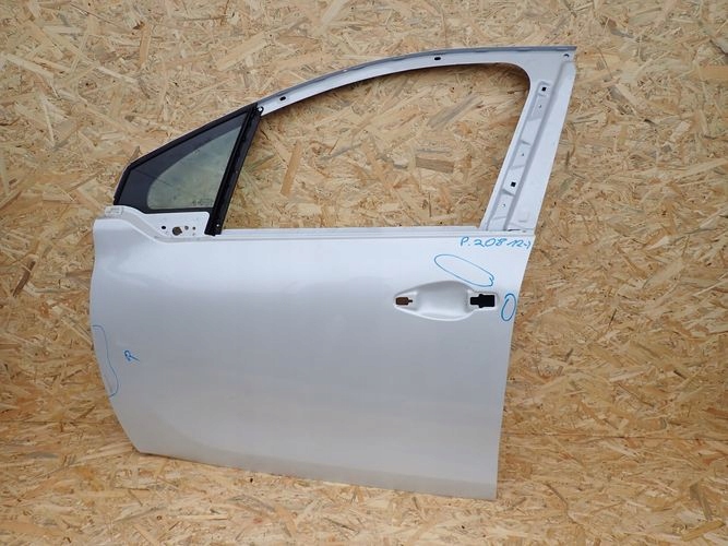 PEUGEOT 208 5d 12- door left front front
