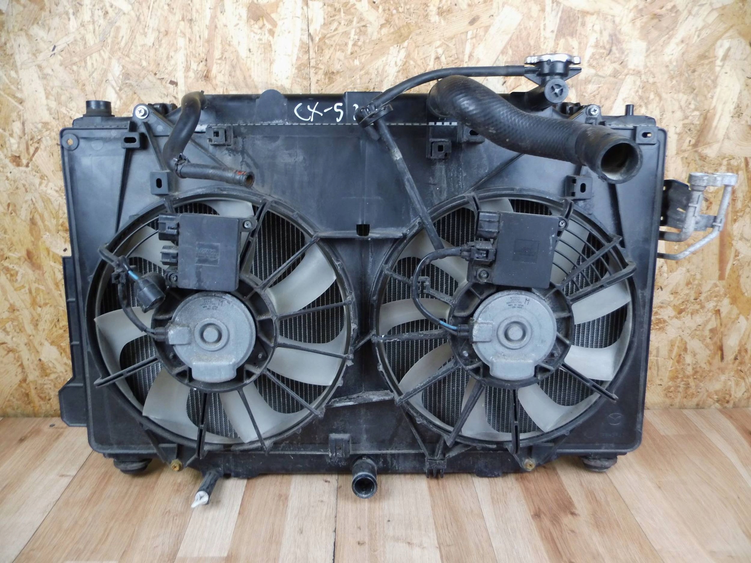 Mazda CX-5 CX5 i KE 2012-2017 2.2 hladnjaci vode klimatizacije ventilatori