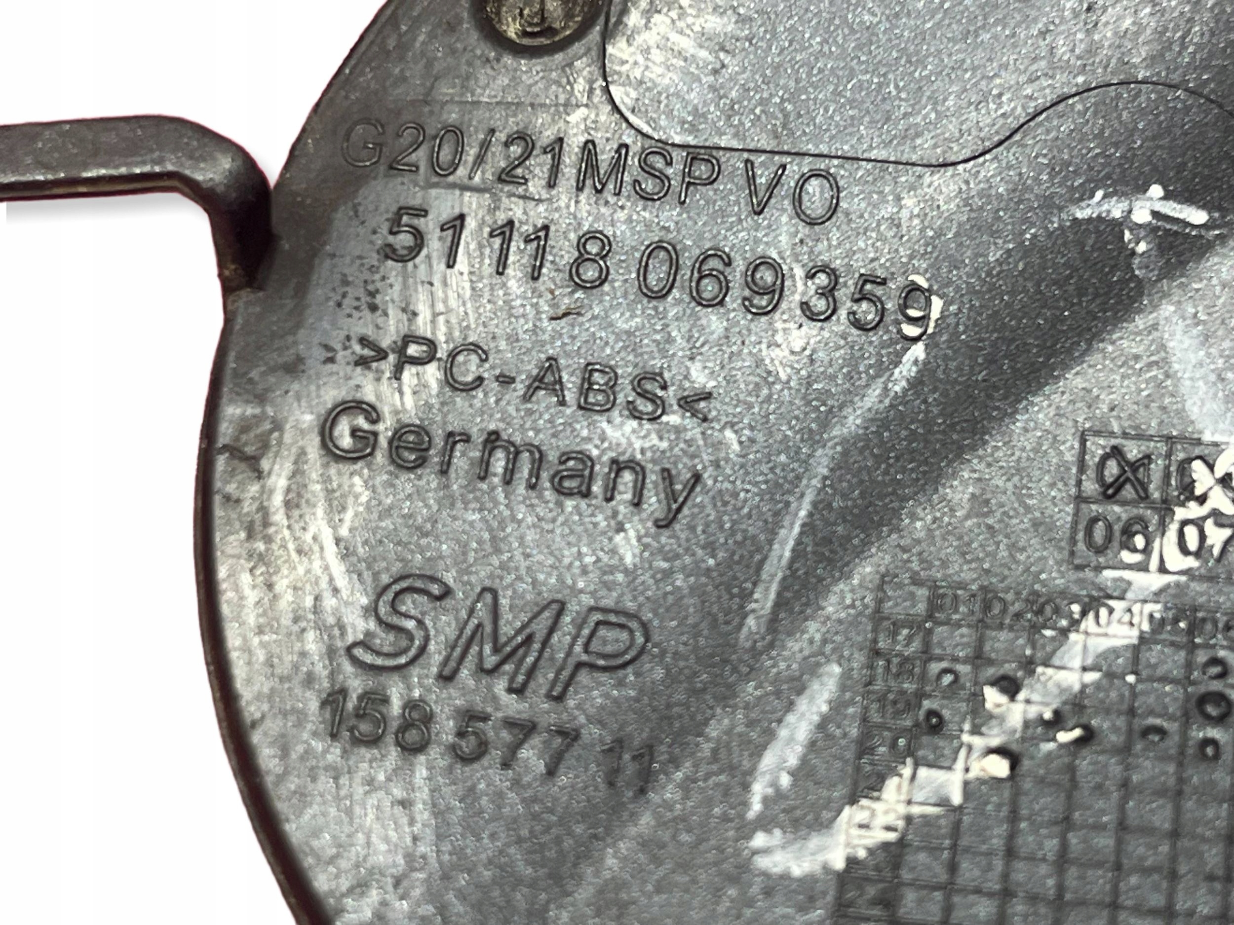 BMW 3 G20 G21 Abschleppöse der Stoßstange vorne 51118069359 !J