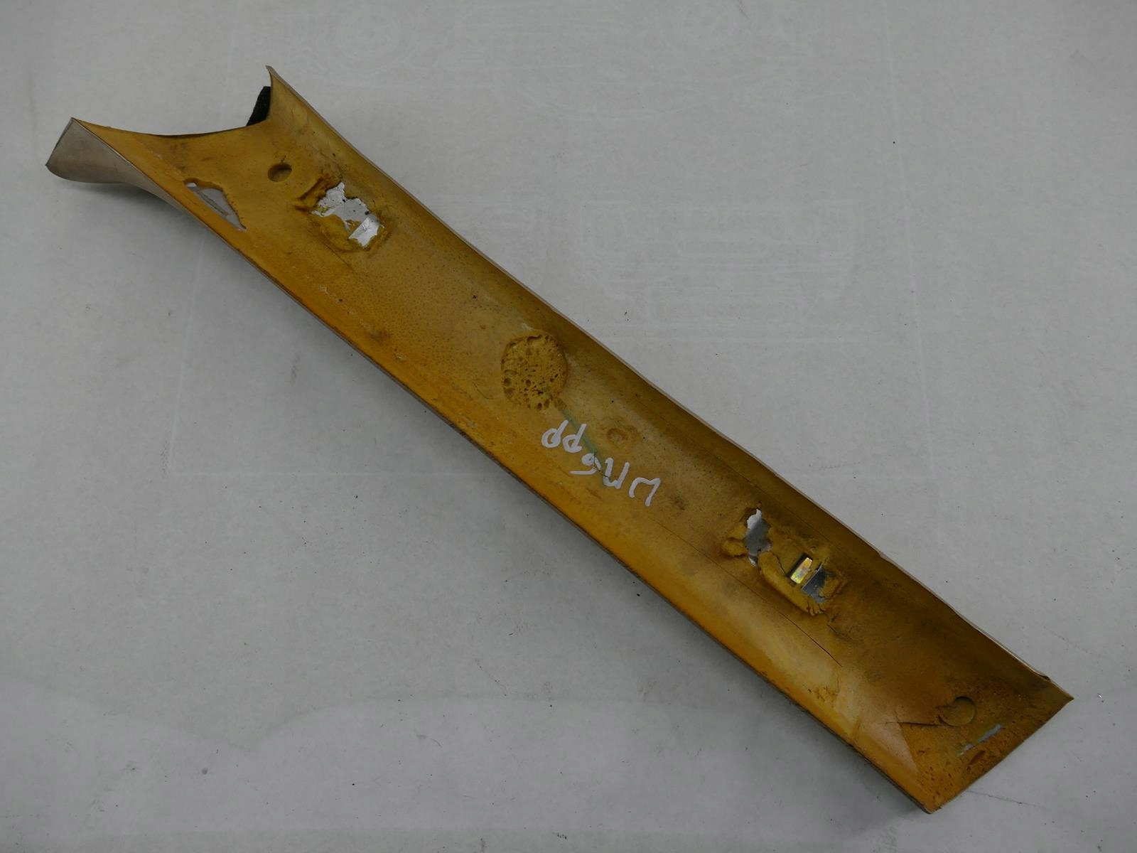 MERCEDES S W126 SE side SLUPKA right front