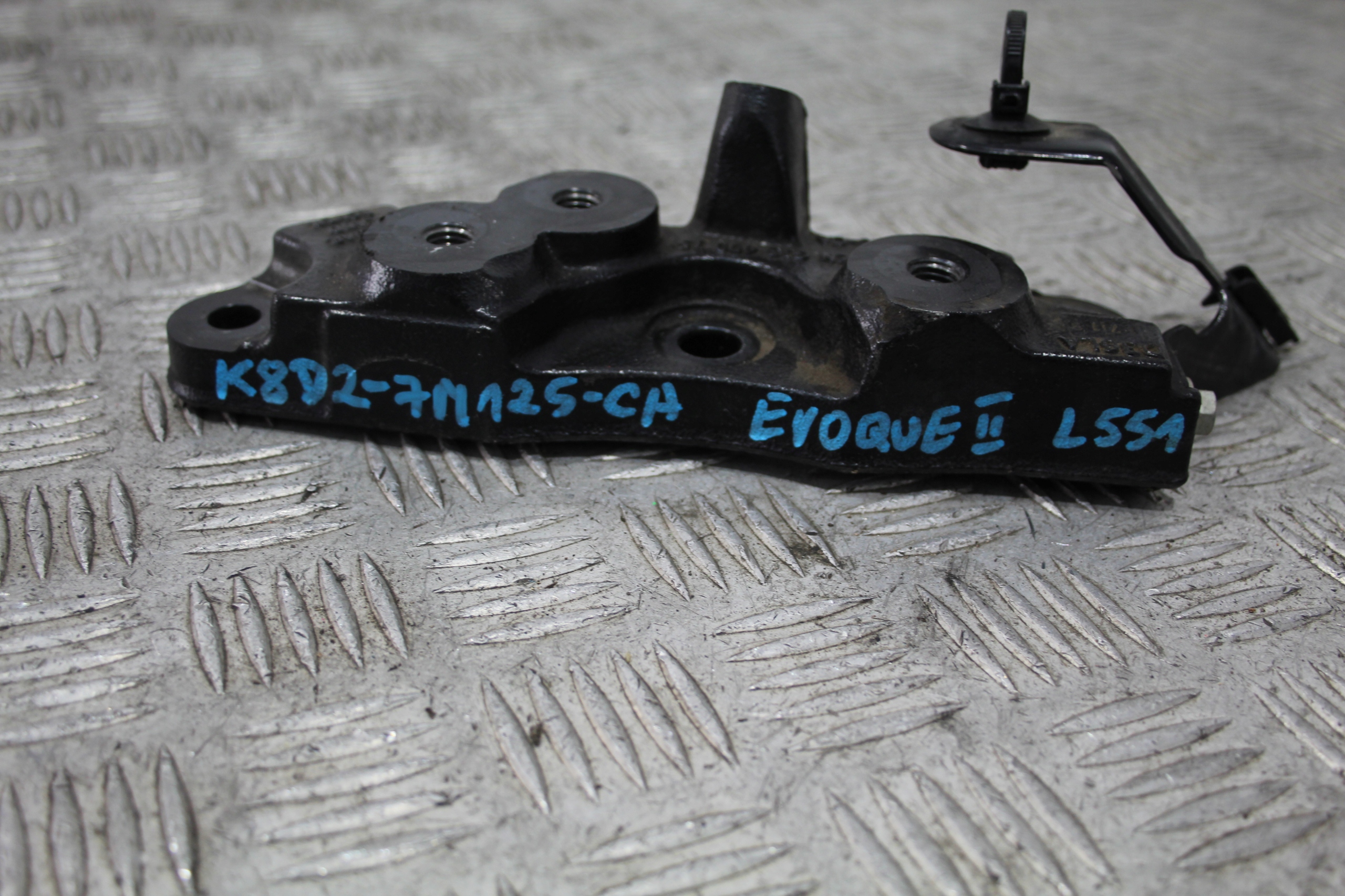 STÜTZE HALTER DES MOTORS EVOQUE II 2 L551