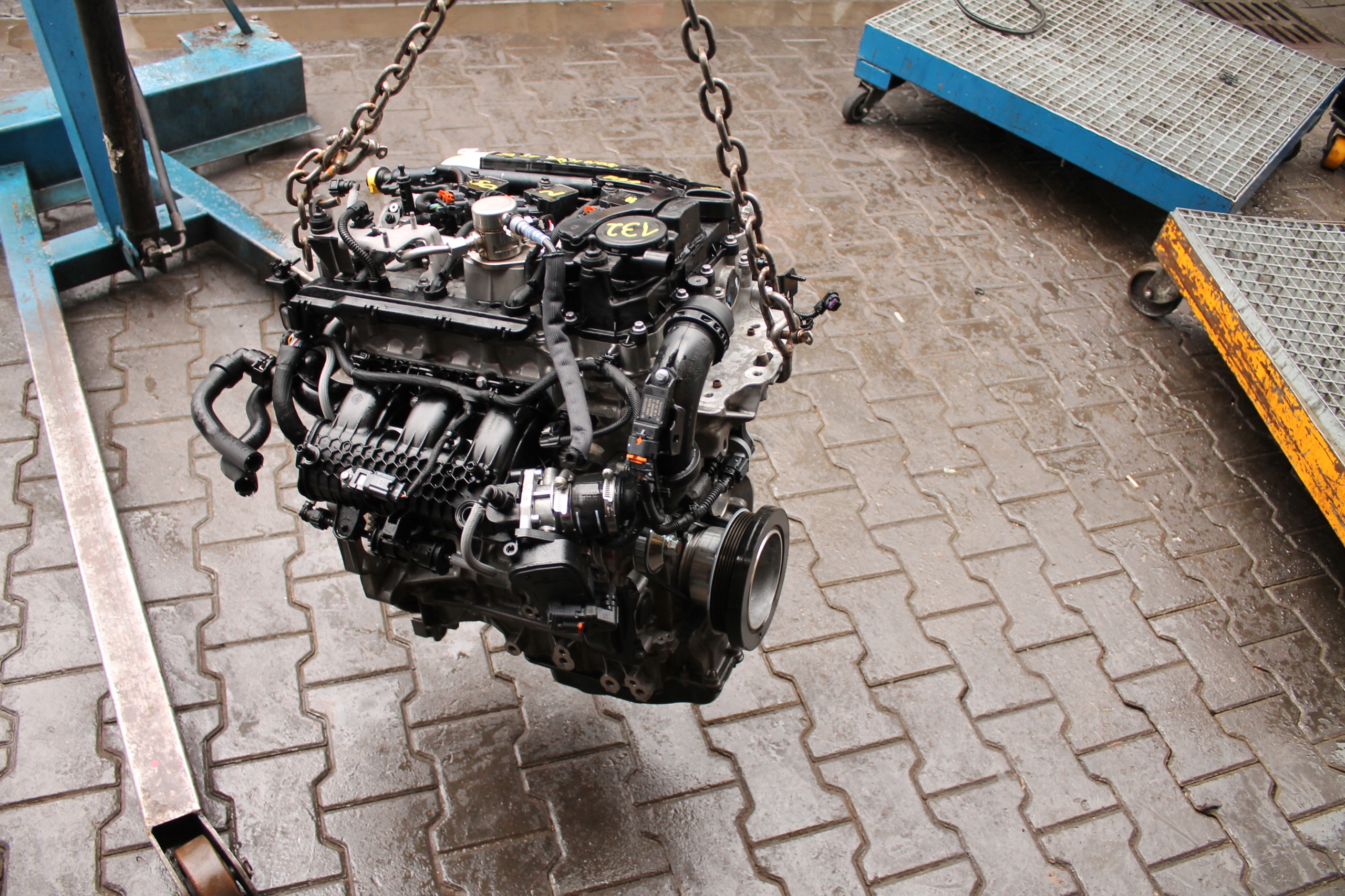 engine complete PEUGEOT 10XVBB HN05 PSA