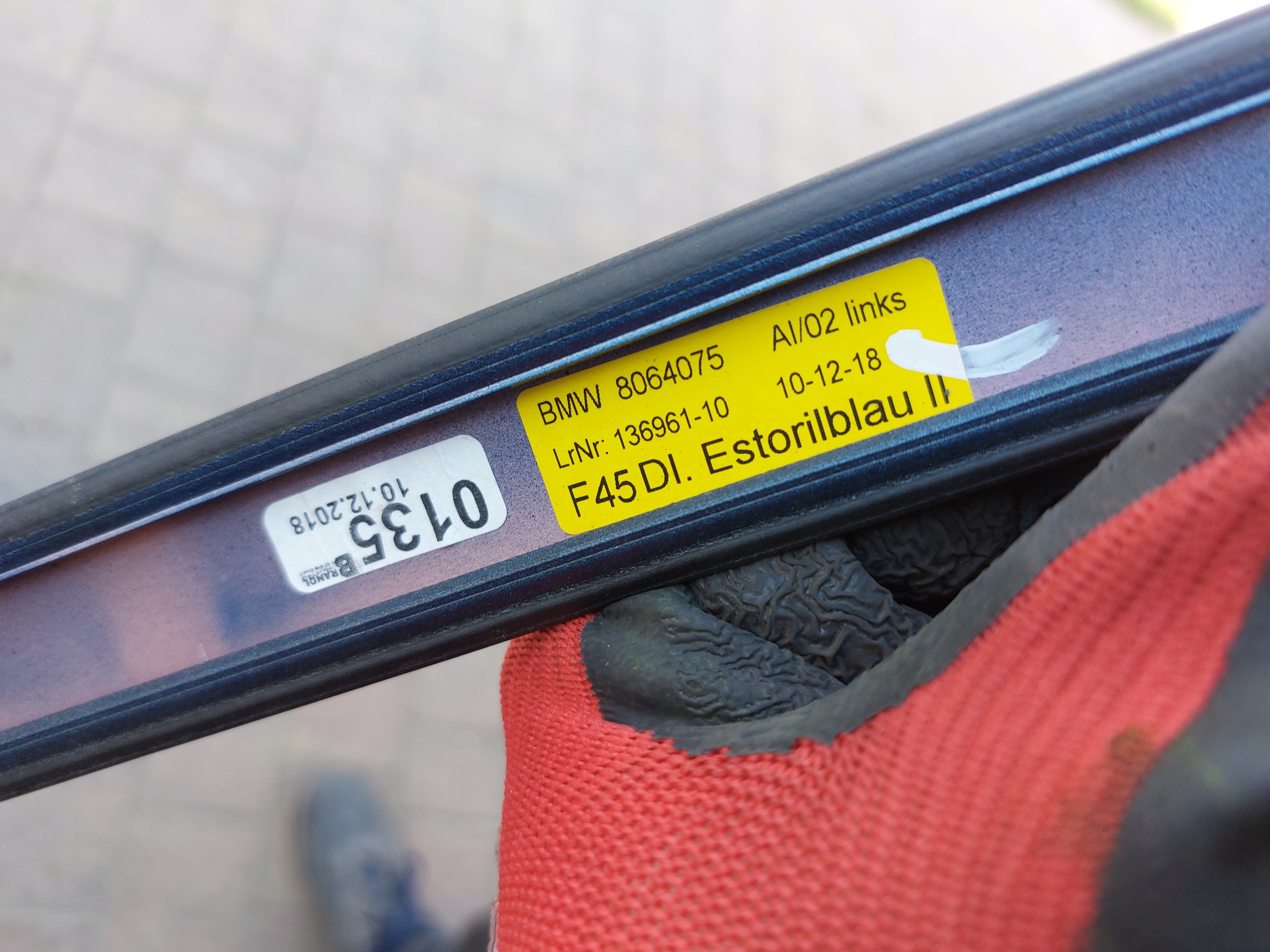 moulding roofs left BMW F45 blue B45 19r