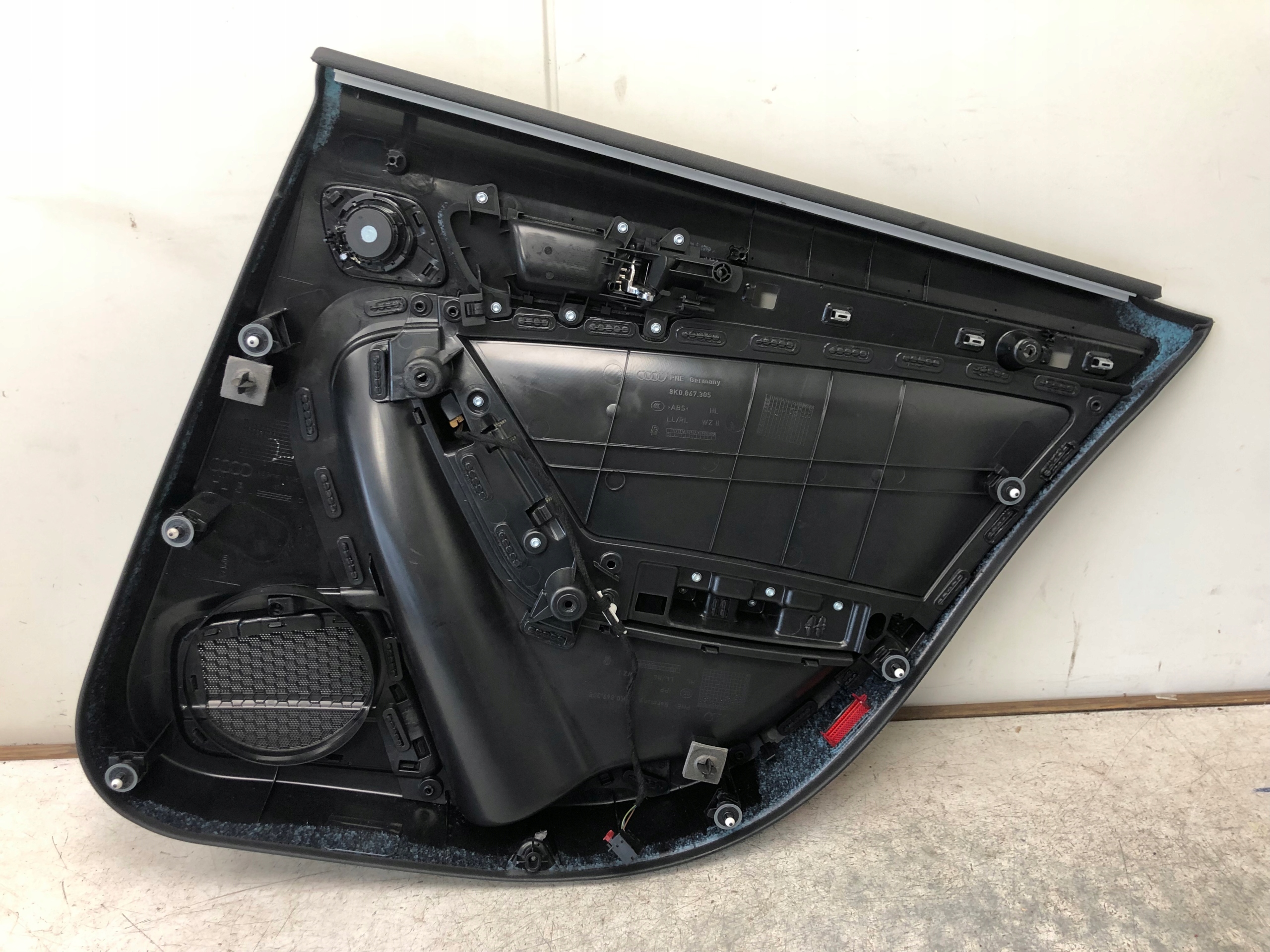 side door left rear part leather AUDI A4 B8 8K0867305