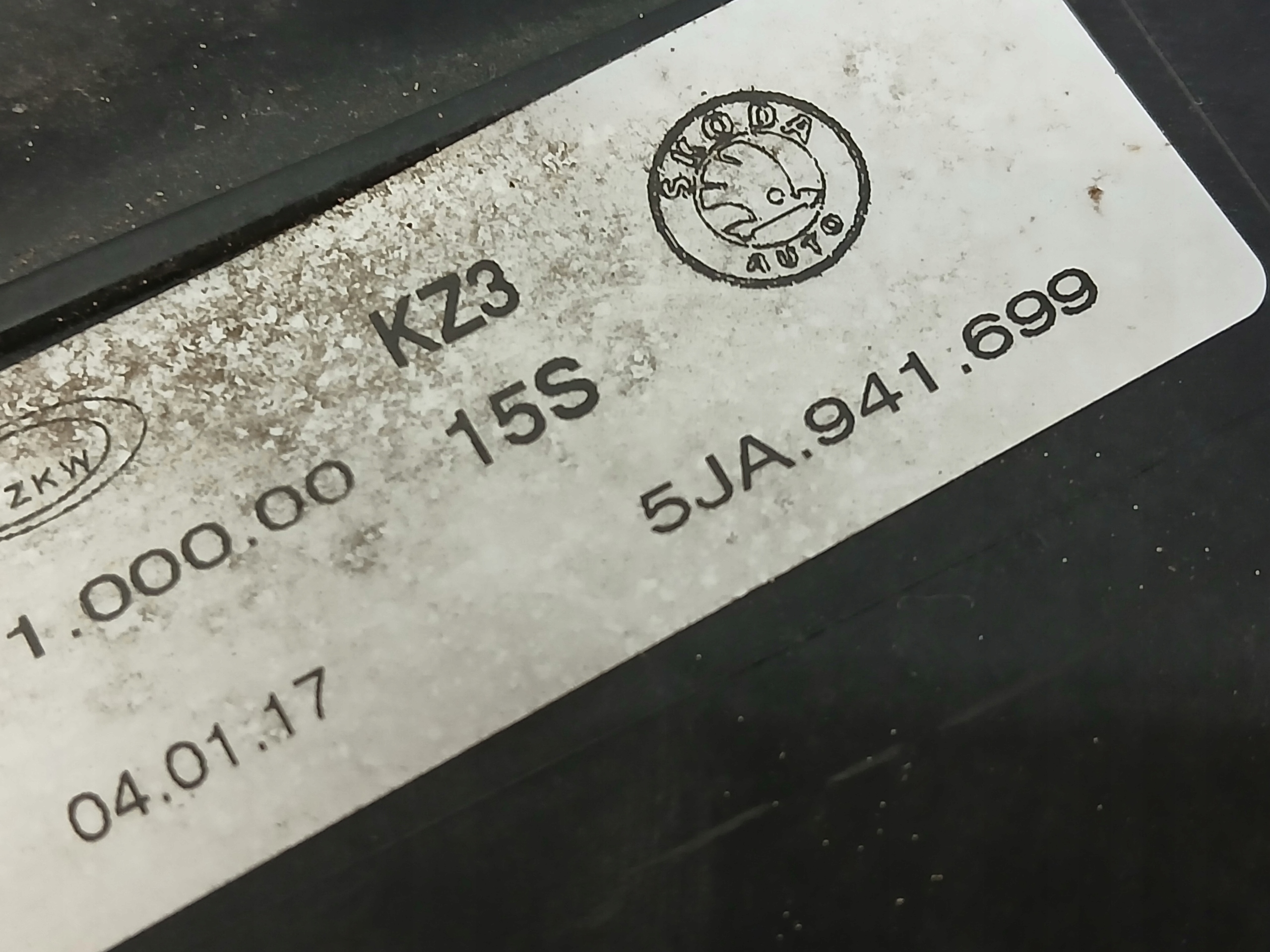 Nebelscheinwerfer links SKODA RAPID 5JA941699