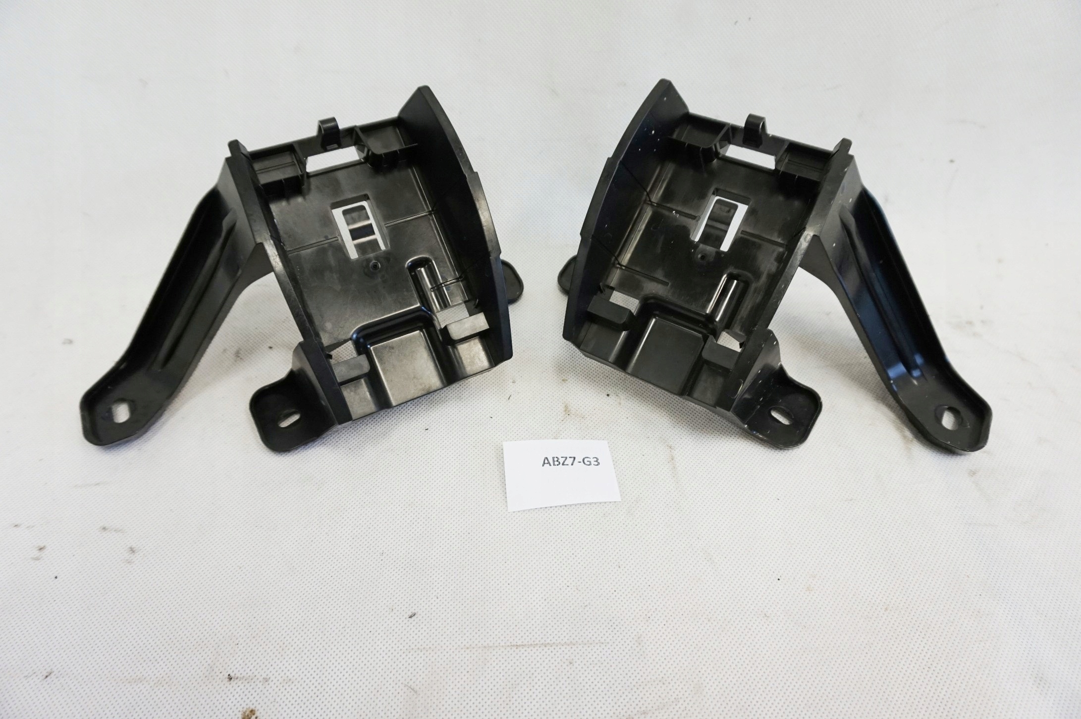 КРОНШТЕЙН SEAT CUPRA FORMENTOR HYB 5FF955775