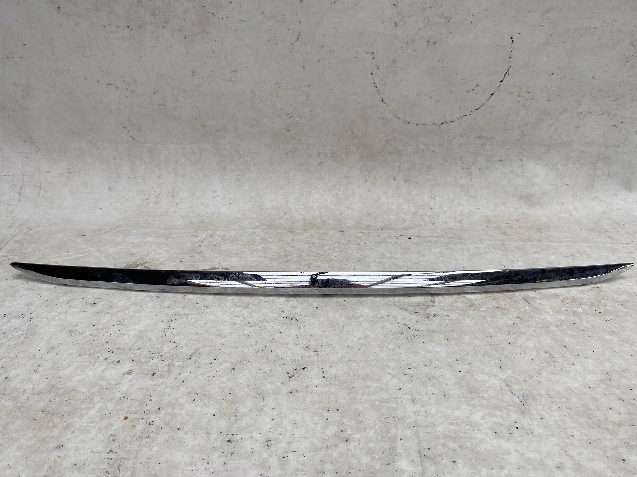 BMW 5 G31 KOMBI moulding bumper rear part CHROM
