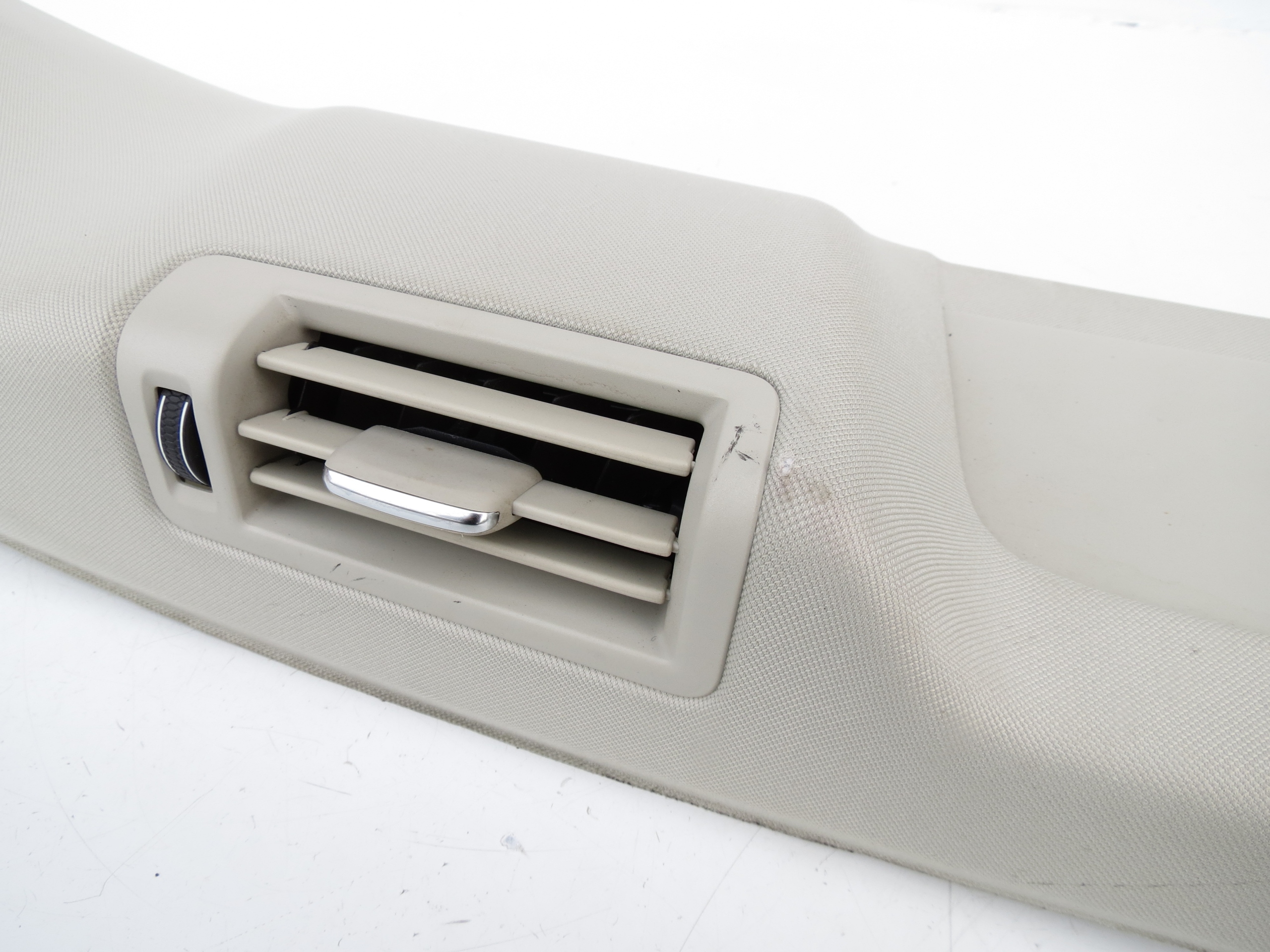 cover upholstery SLUPKA B right central XC60 II