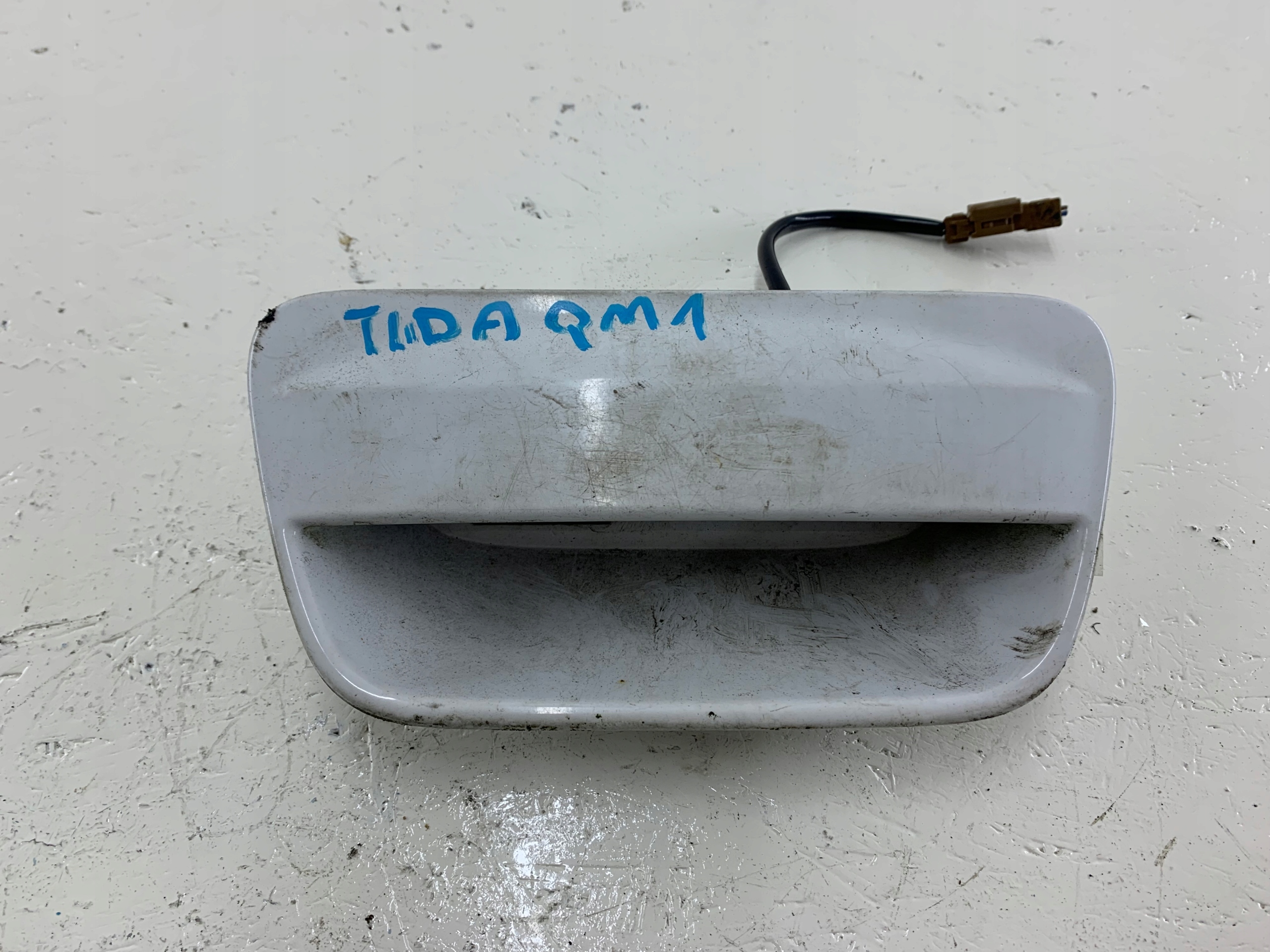NISSAN TIIDA handle bonnet boot MIKROSTYK QM1
