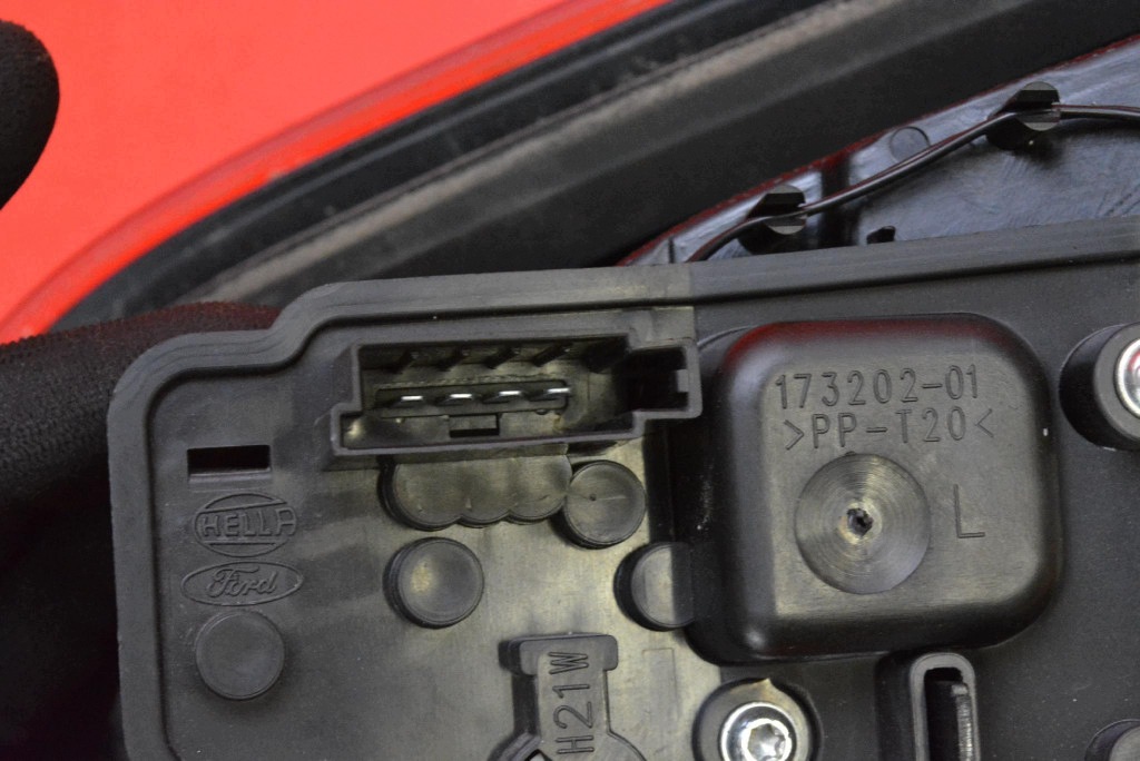 light left rear part rear AM21-13A603-AF FORD S-MAX MK1 LIFT 10-15