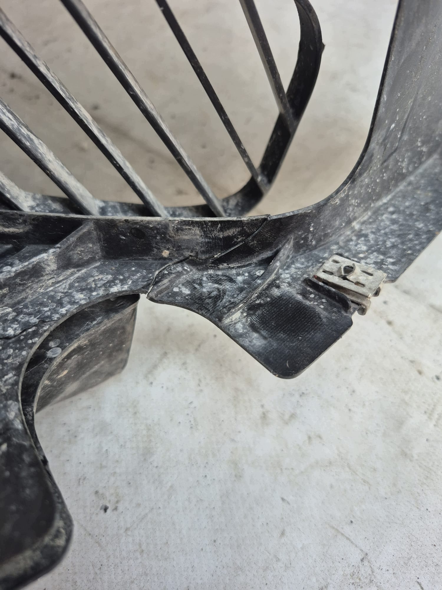 SKODA OCTAVIA IV 4 19- mudguard front front right