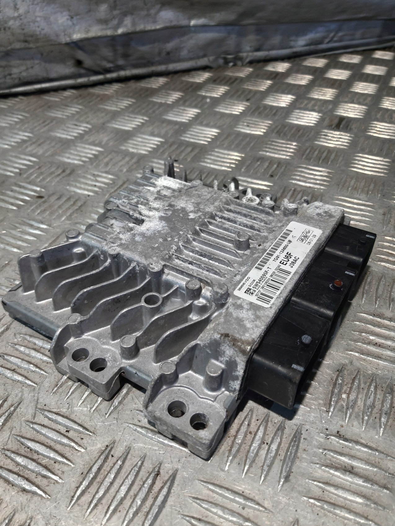 computer control unit of the engine FORD MONDEO MK4 2.0 TDCI 7G9112A650UF
