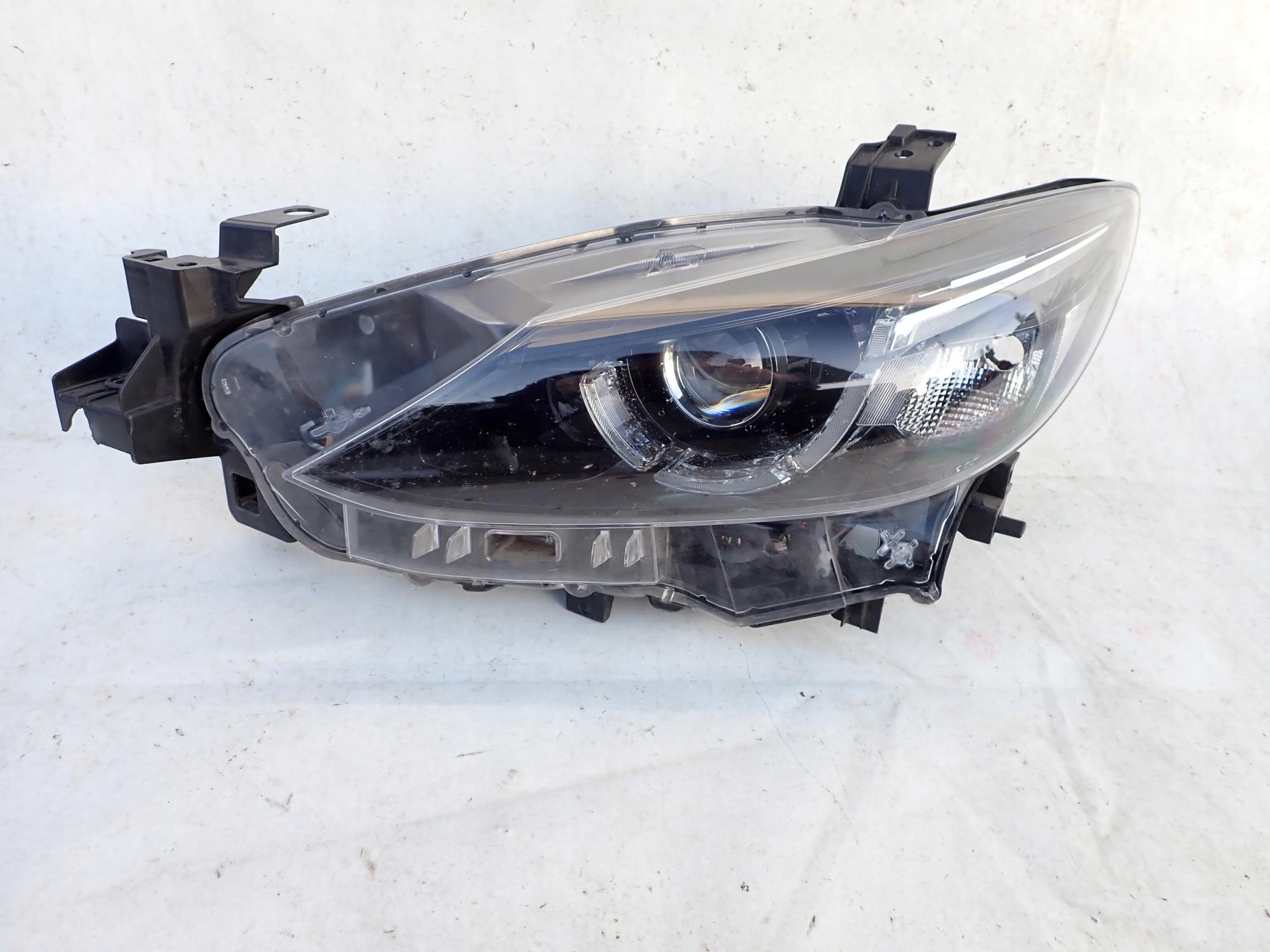 MAZDA 6 III GJ LIFT 14-18 light front left