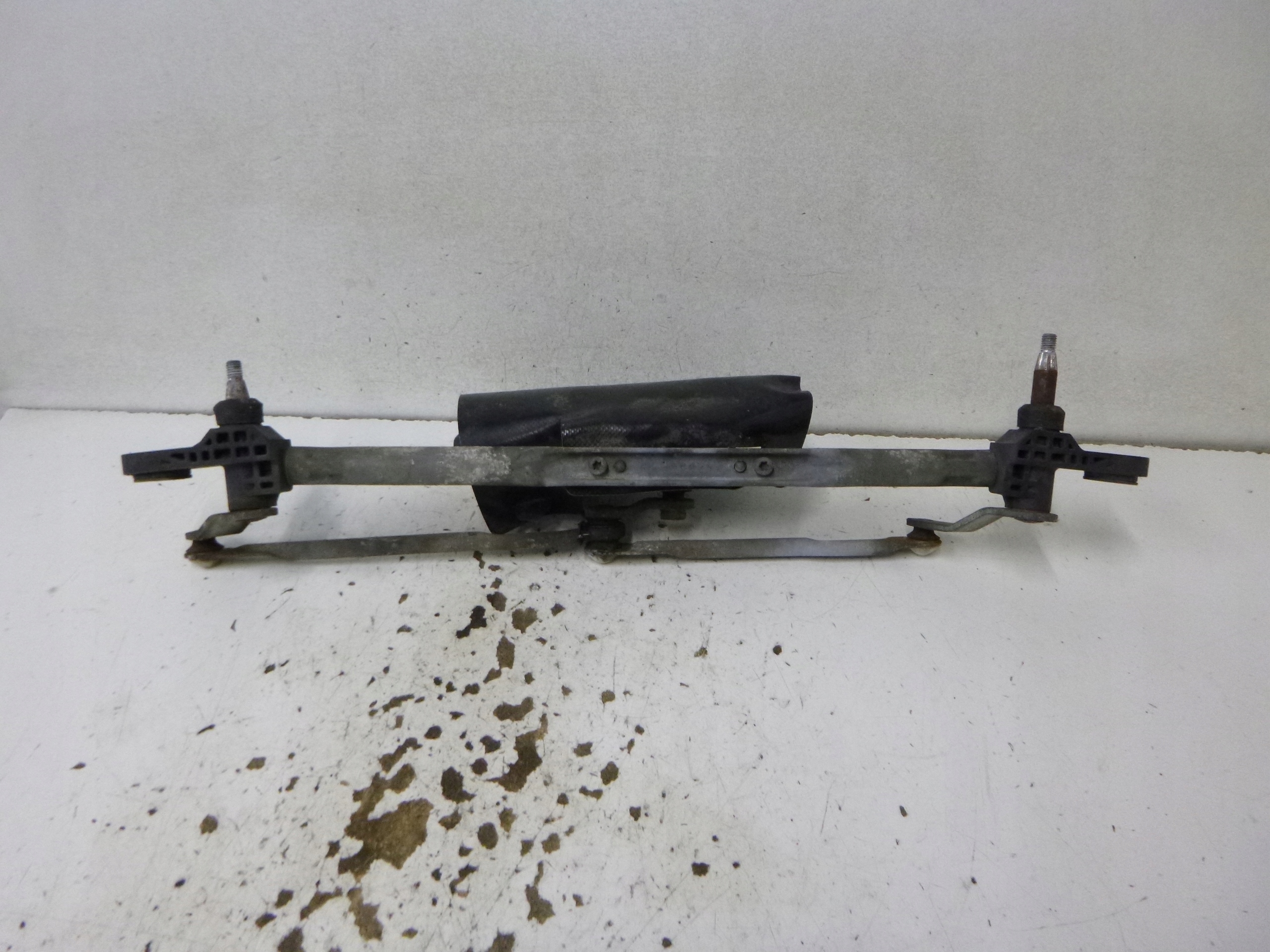 wiper mechanism front FIAT PANDA II MS159200-7152 UKLAD